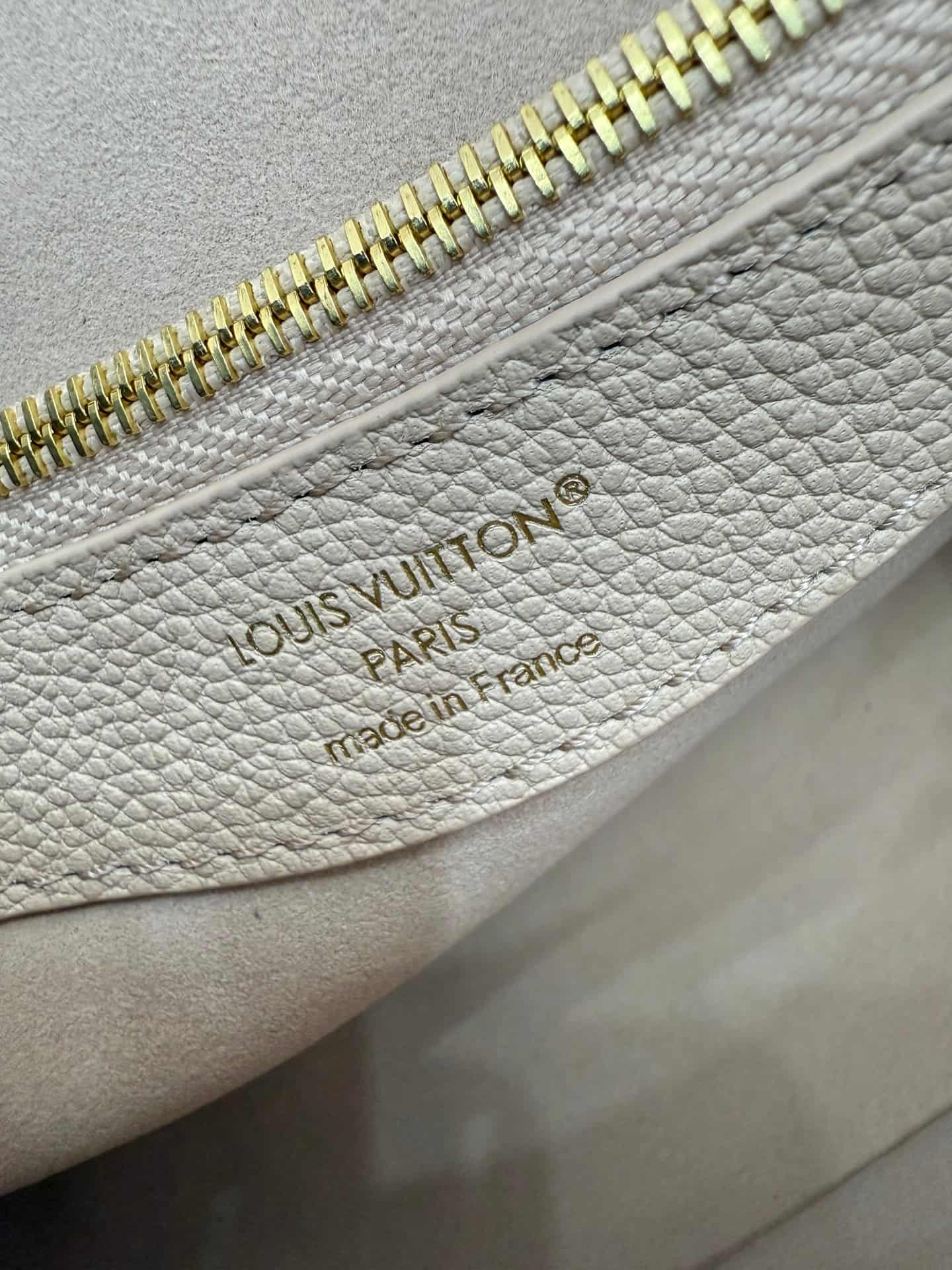 Louis Vuitton Diane Sand Grained cowhide leather M13231 TOP
