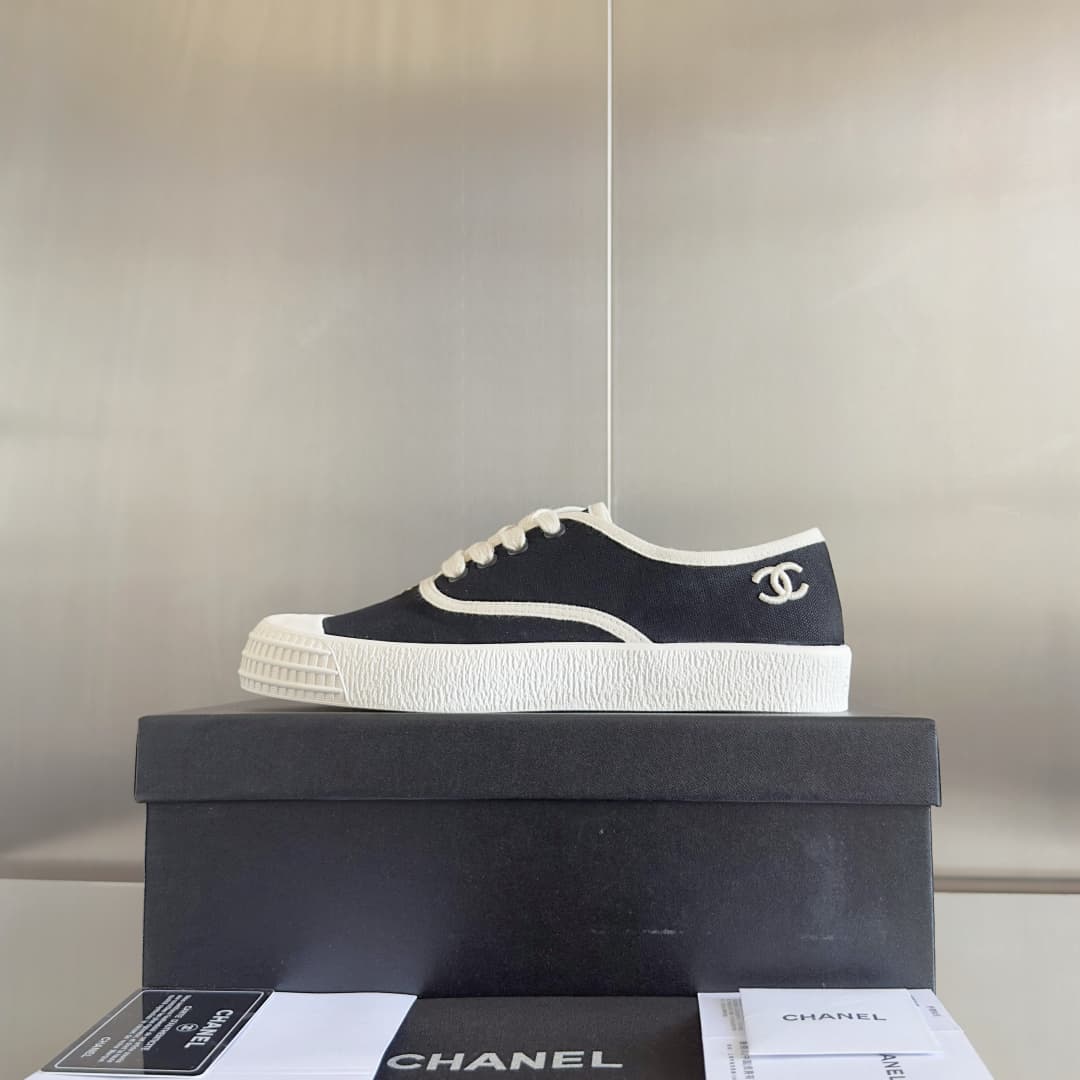 Chanel Sneaker Shoes Women