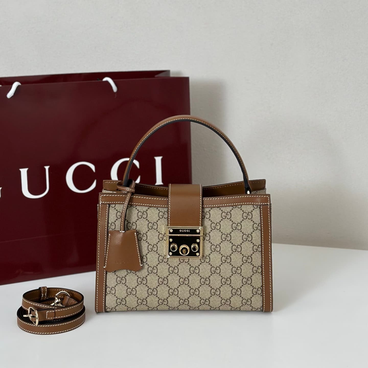 Gucci Padlock medium top handle bag beige and brown GG fabric 838992 High