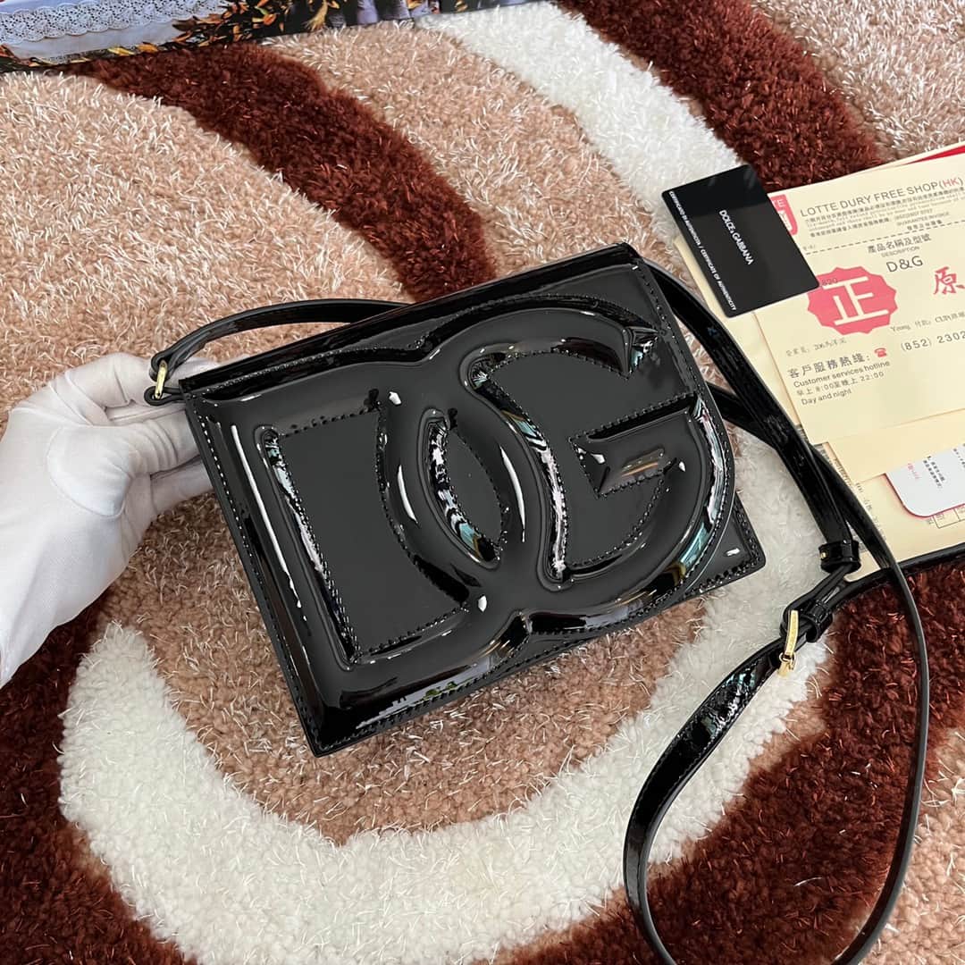 Dolce & Gabbana balck patent calf leather DG Logo crossbody bag high