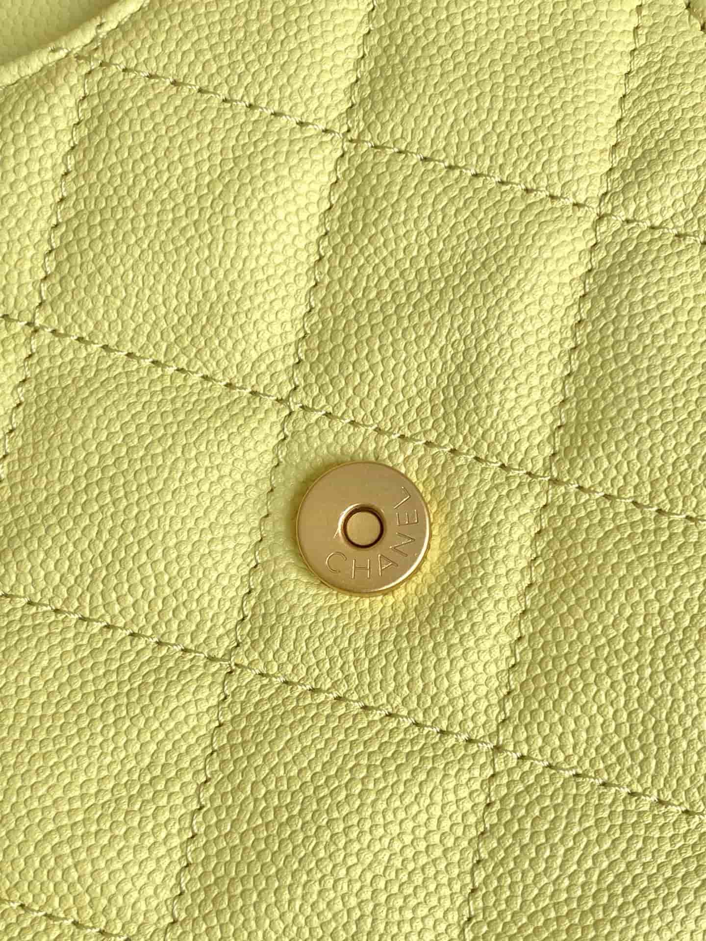 Chanel 25 Medium Hobo Medium handbag AS5311 Grained Calfskin & Gold-tone Metal Yellow A