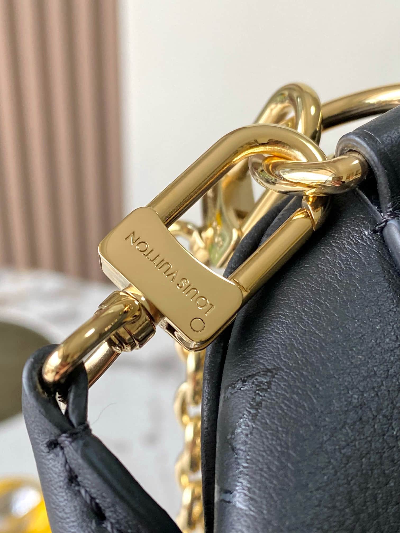 Louis Vuitton Speedy Bandoulière 25 Black Calf leather M26486 TOP