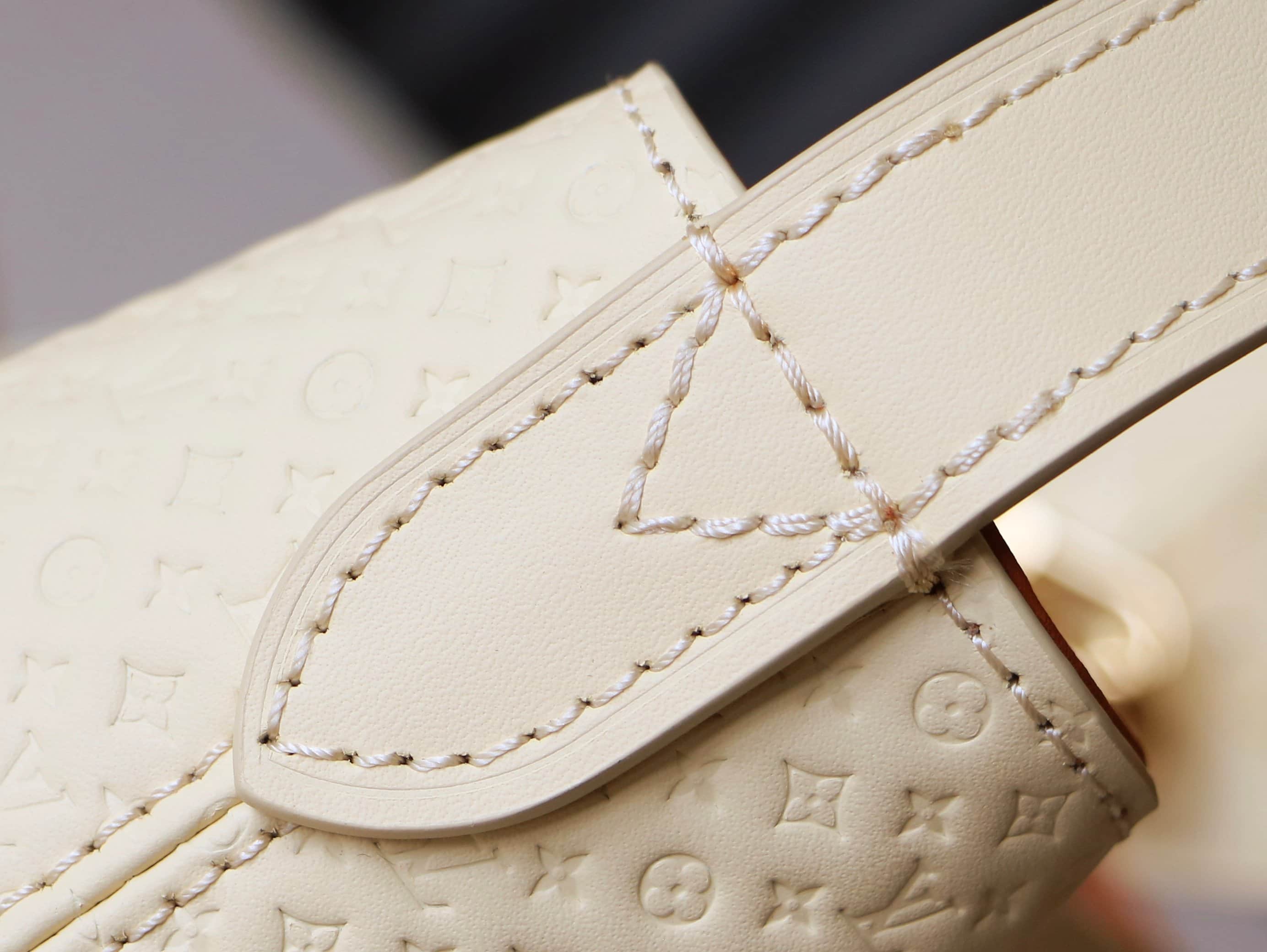 Louis Vuitton All In BB Banane Calfskin leather M29479 High