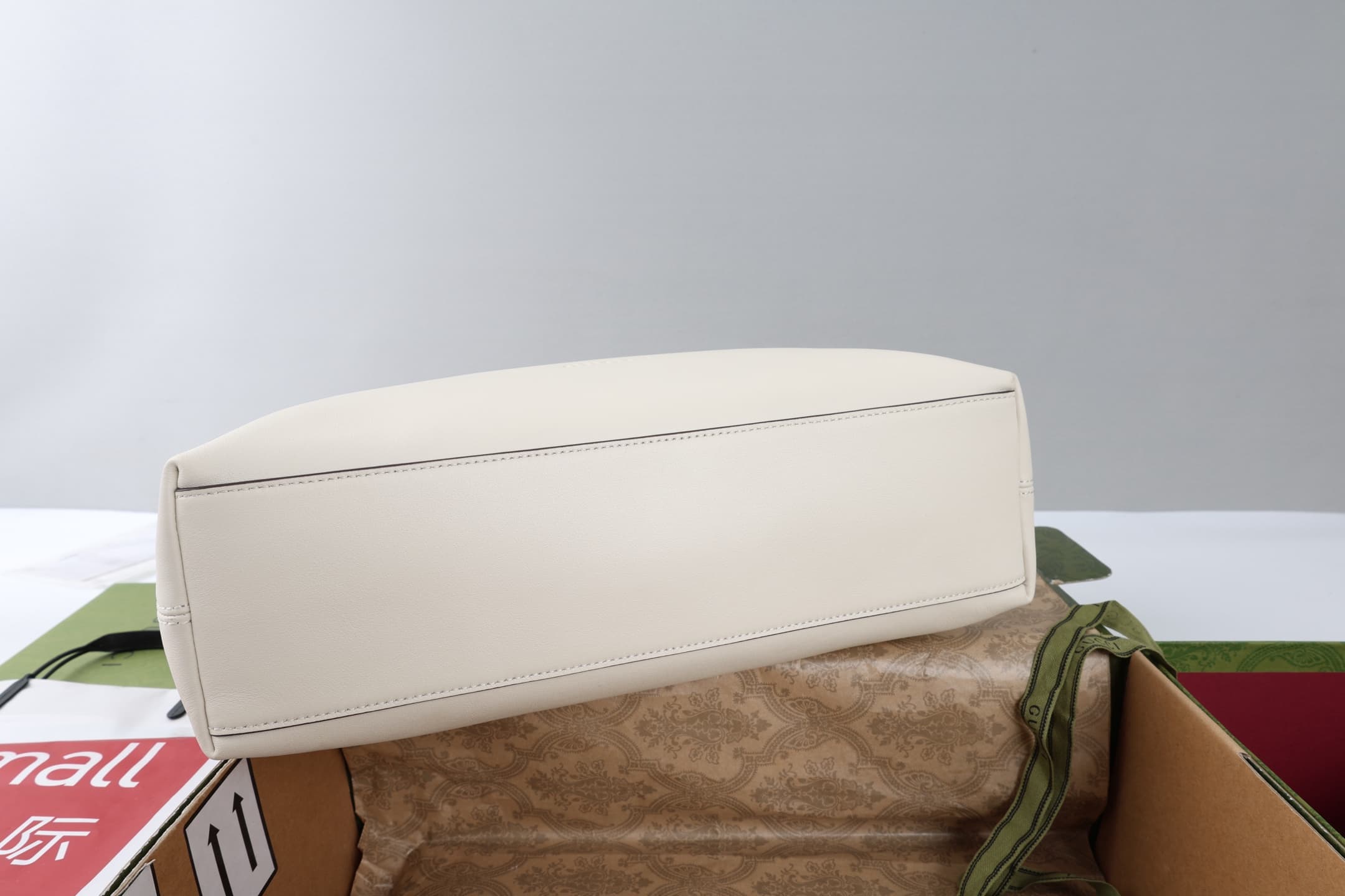 Gucci Beatrix medium tote bag White soft smooth leather ‎850926 High