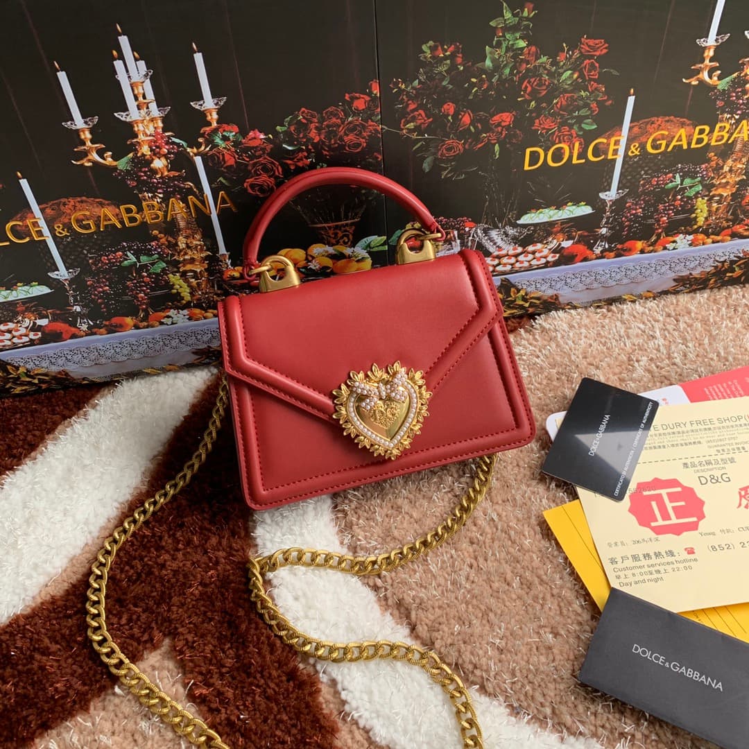 Dolce & Gabbana Small Devotion bag in smooth calfskin in Red High