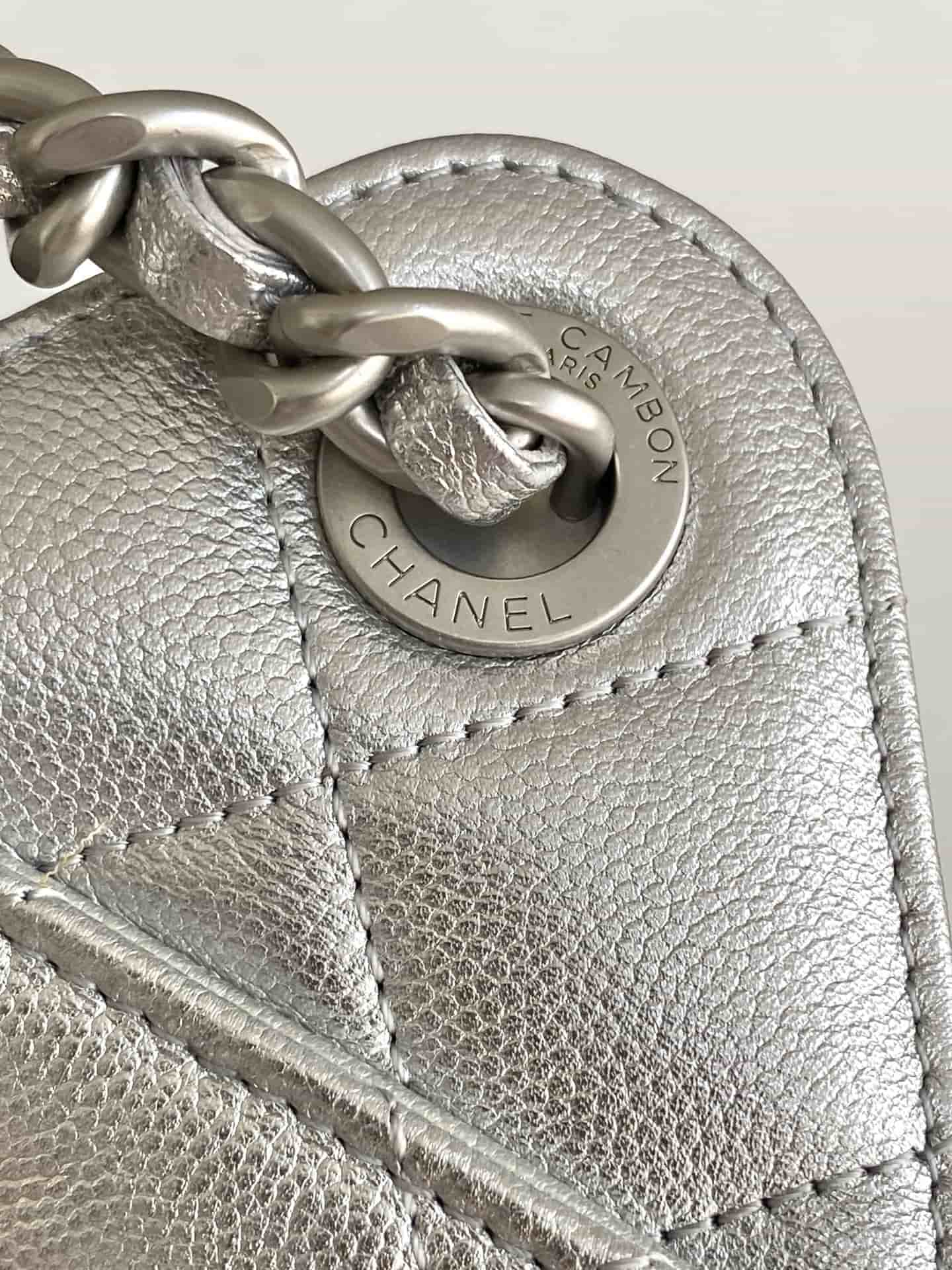 Chanel 25 Mini Hobo handbag AS5631 Grained calfskin & Silver-tone metal Silver A
