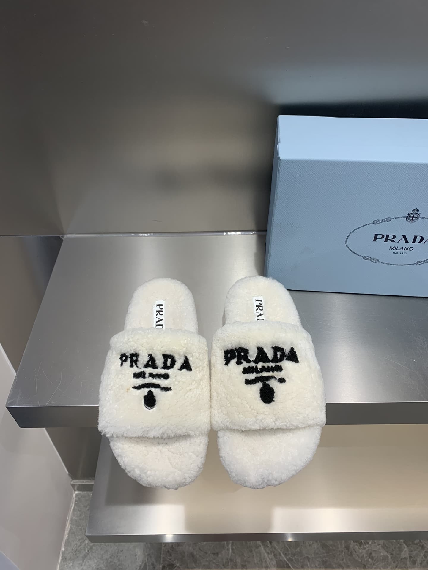 Prada Sandsl Shoes Women