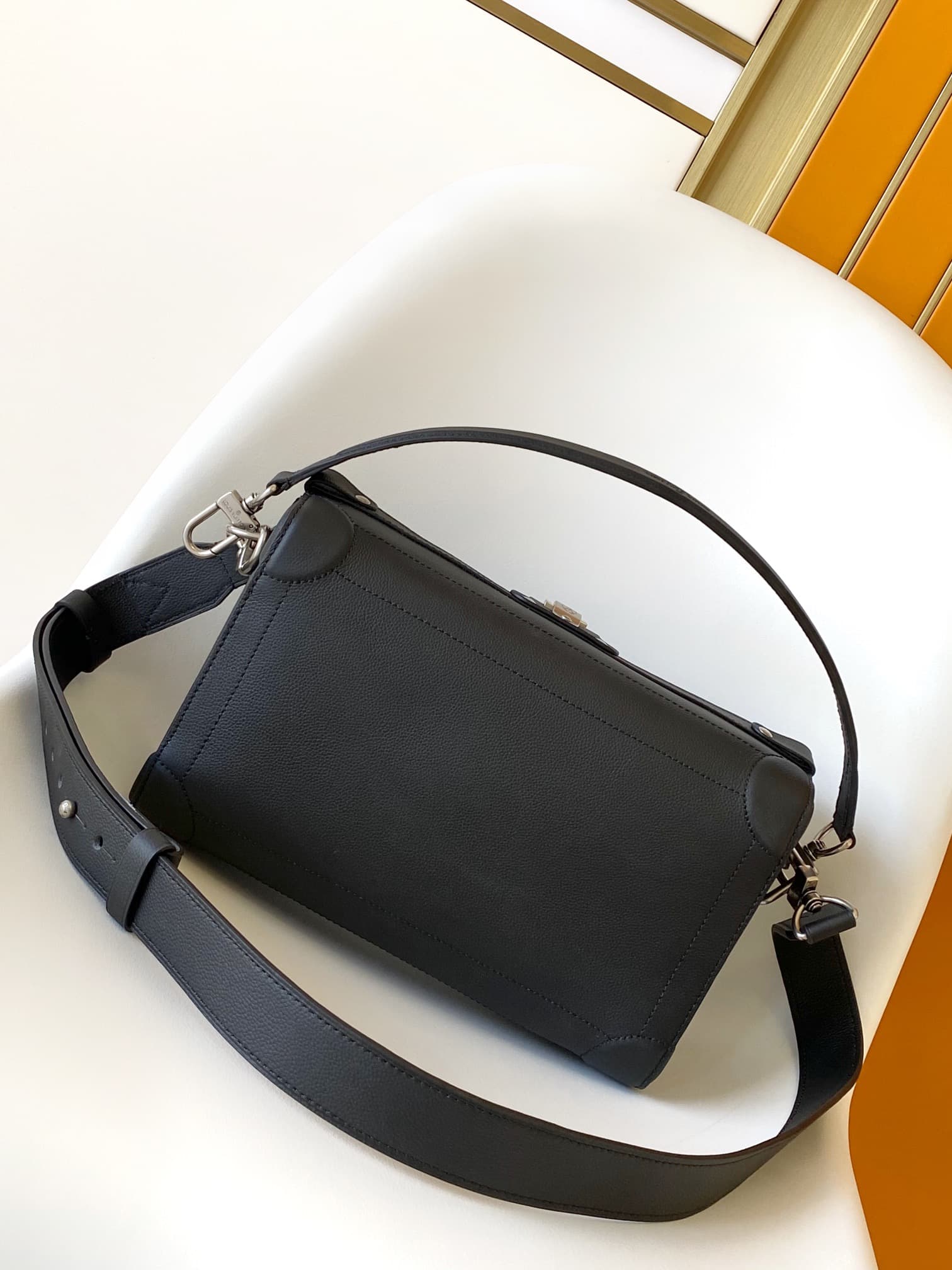 Louis Vuitton Soul Trunk bag black leather M11615 High