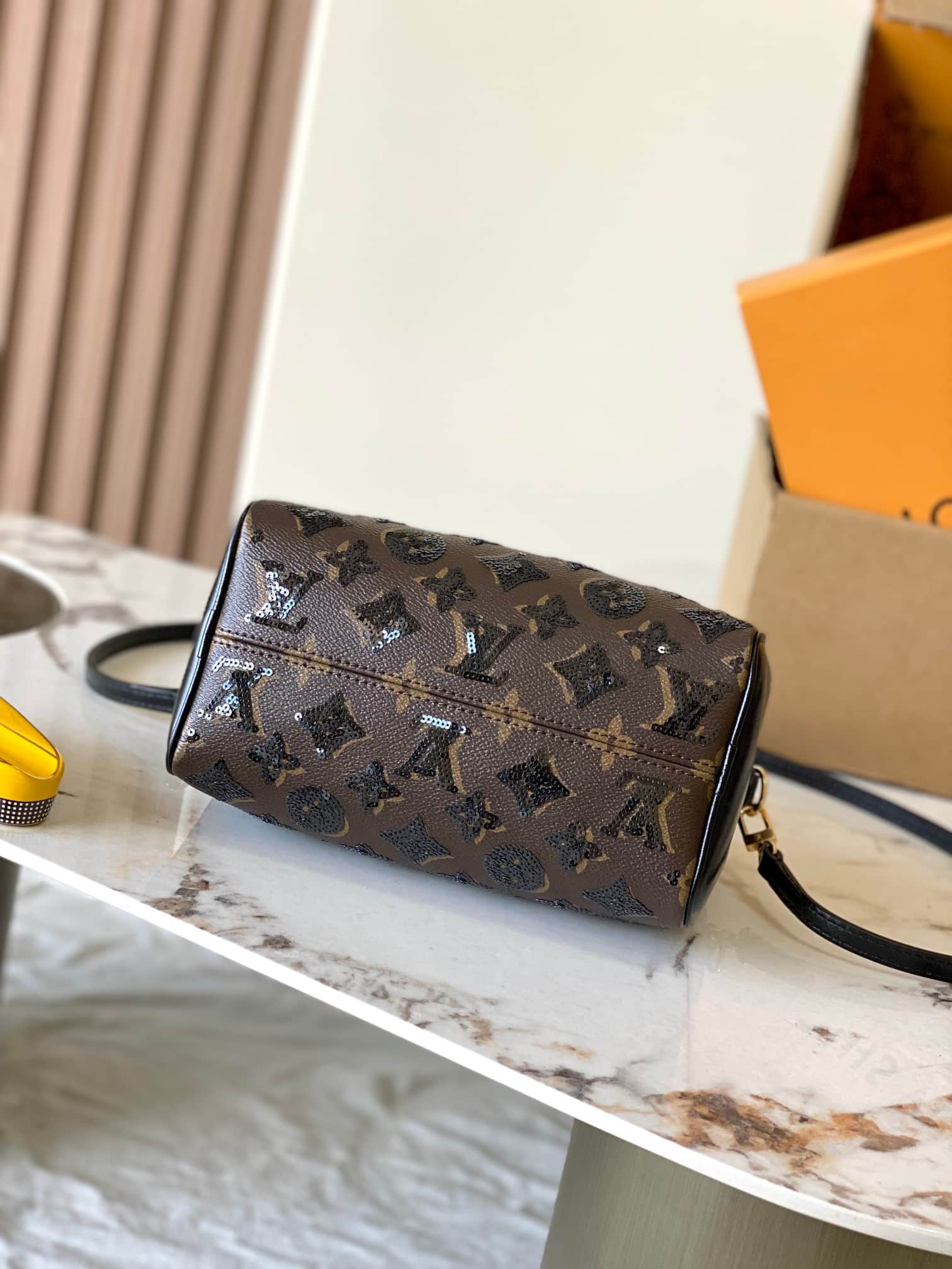 Louis Vuitton Speedy Bandouliere 20 Monogram coated canvas M26314 High