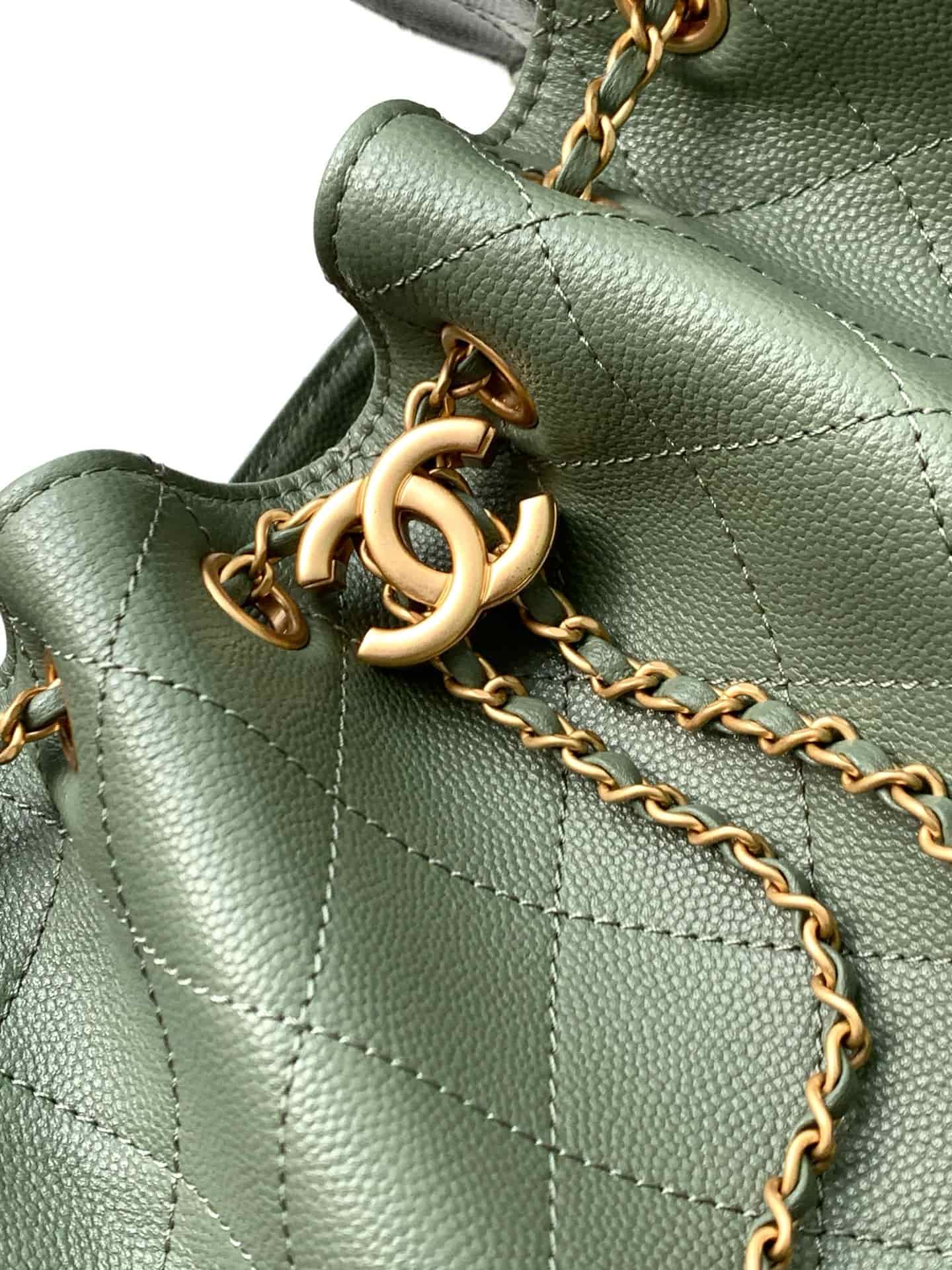 Chanel 25 Medium Hobo Medium handbag AS5311 Grained Calfskin & Gold-tone Metal Green A