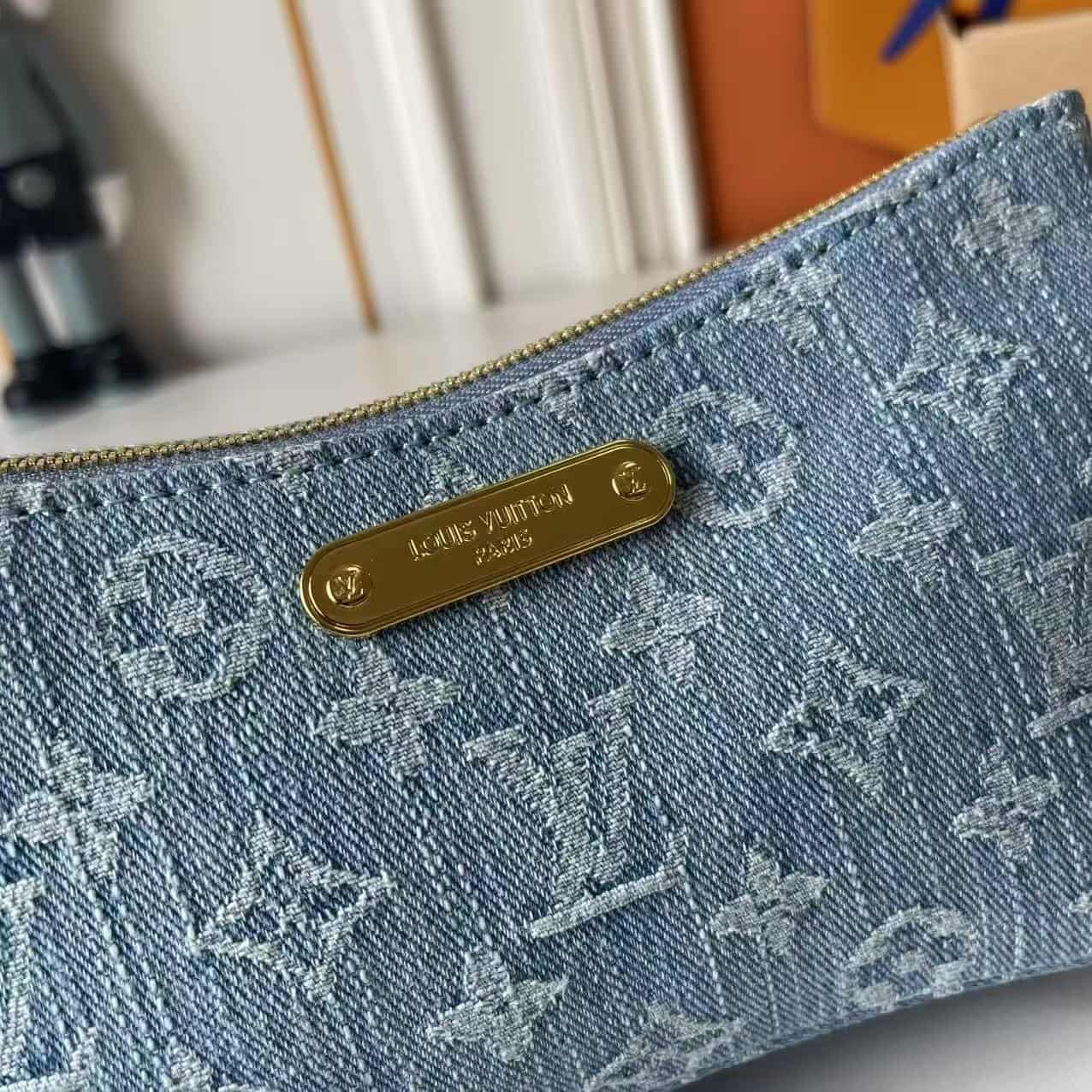 Louis Vuitton Pochette Liv Monogram Denim Blue M83532 Mid