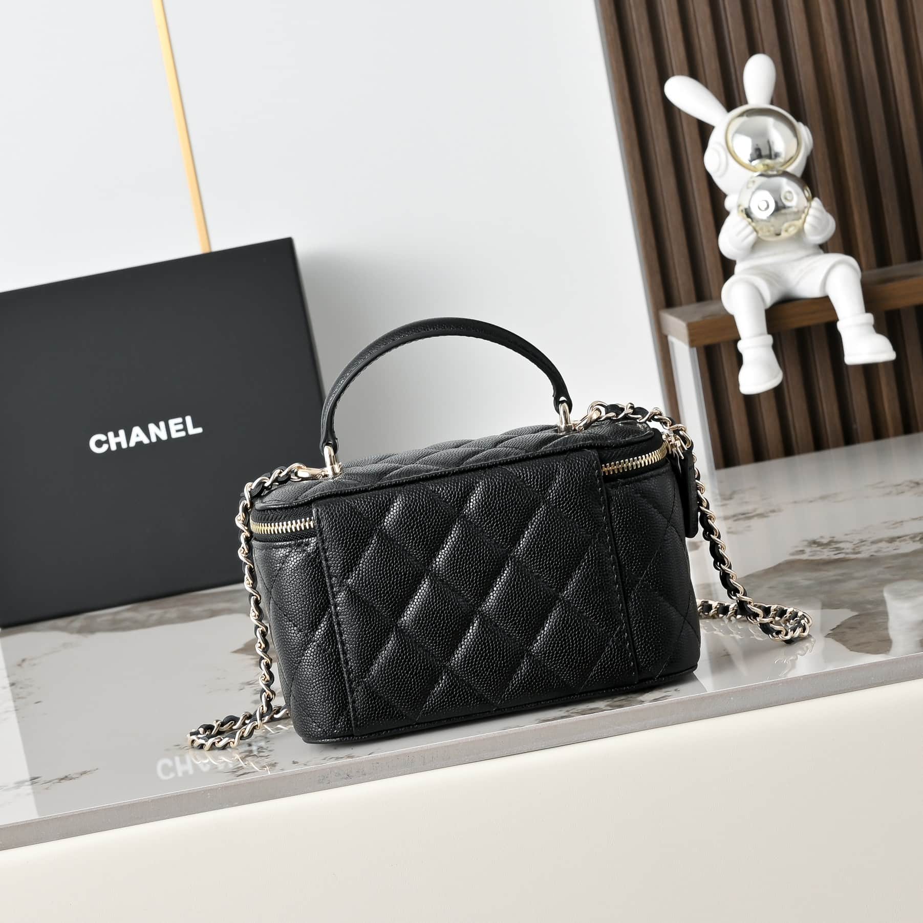 Chanel VANITY WITH CHAIN AP2199 Grained Calfskin Gold-Tone Metal High