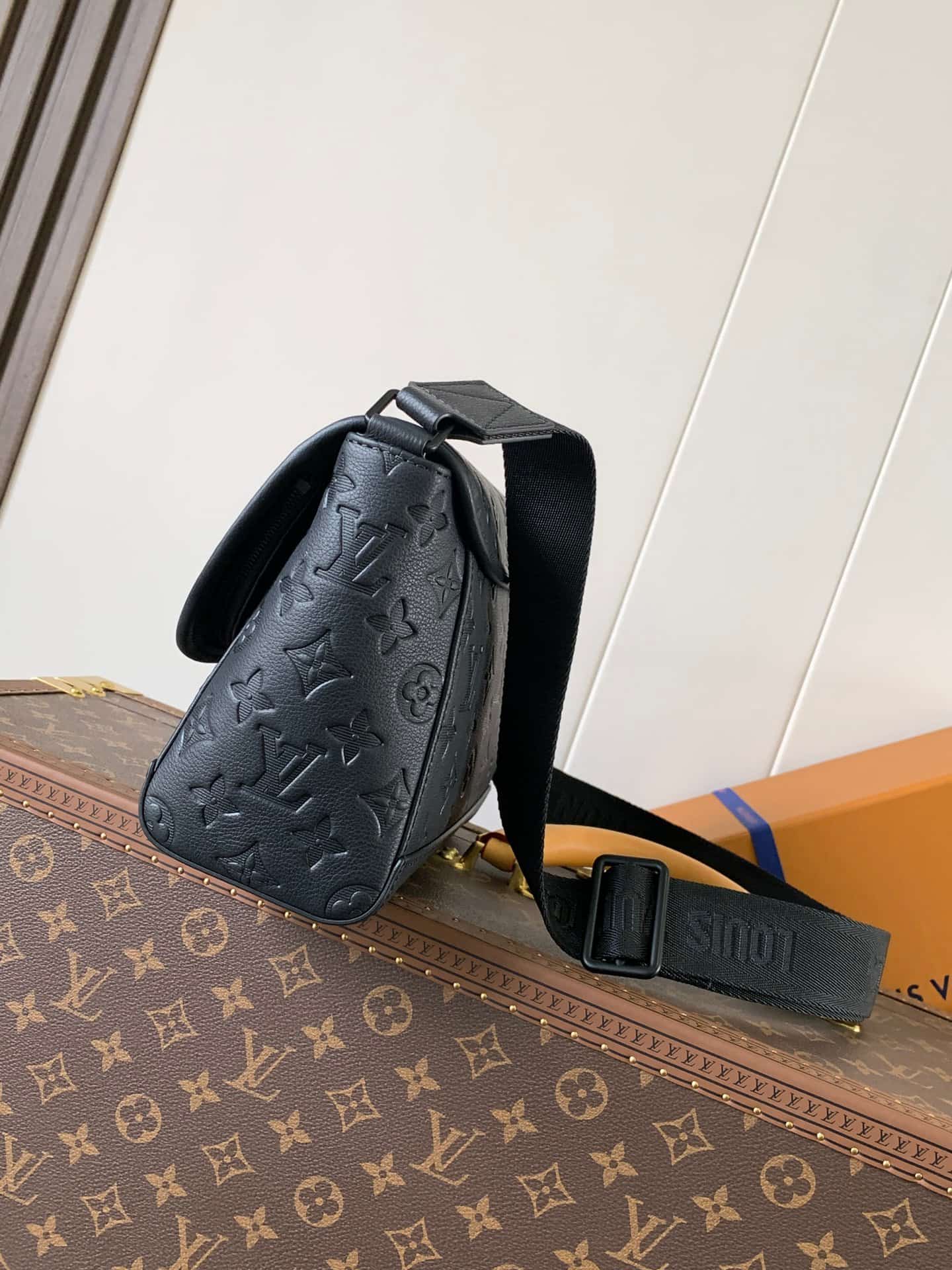 Louis Vuitton Pulse Messenger Black Monogram Shadow embossed calf leather M14874 High