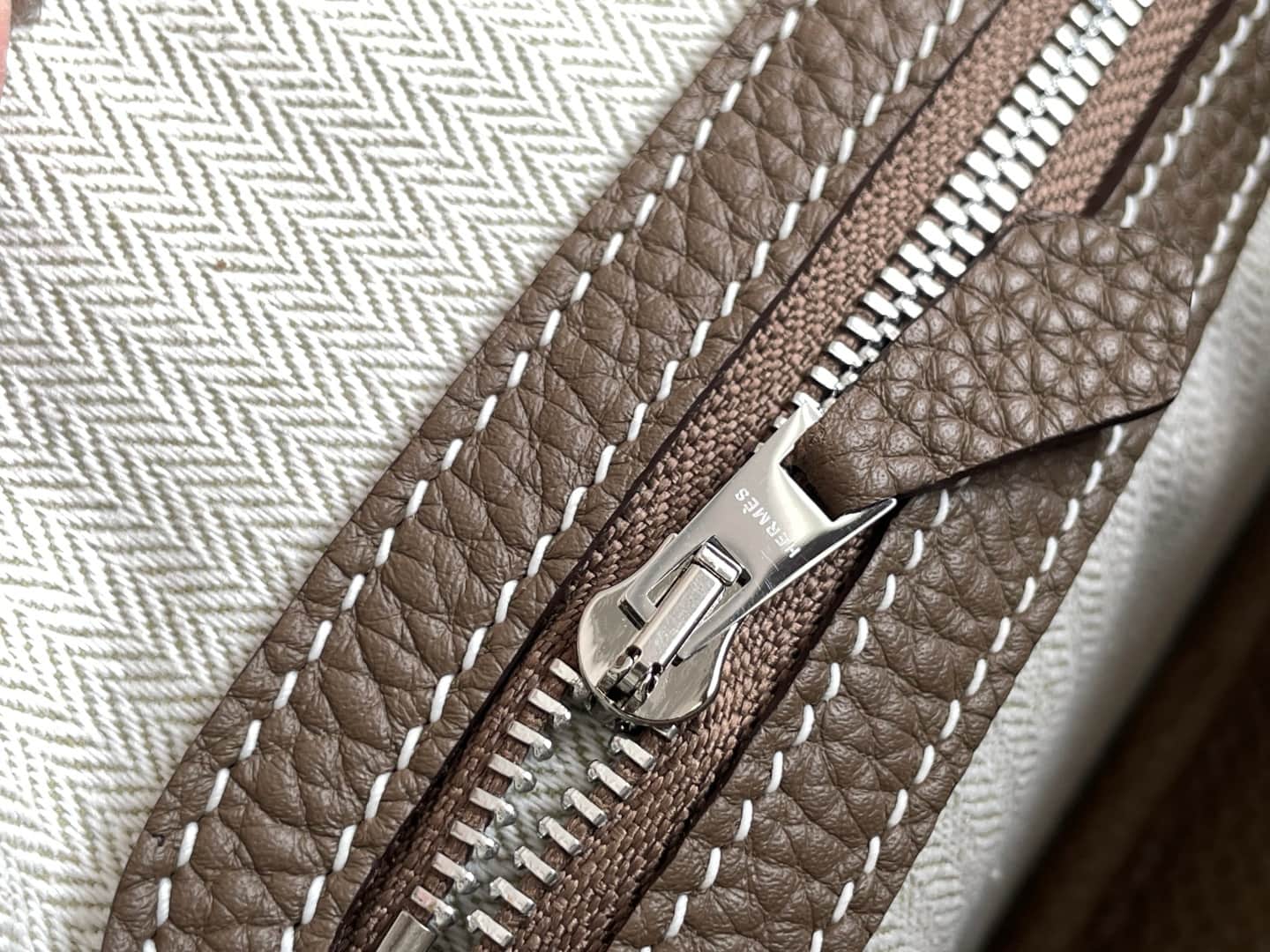 Hermes Garden Party 23 bag in Etoupe Togo Leather WAX High