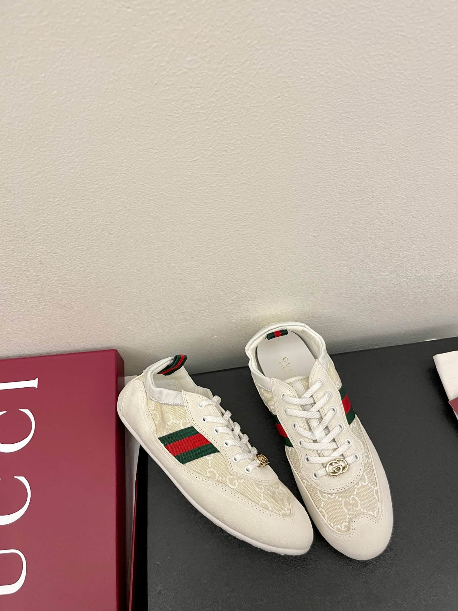 Gucci Shift Sneaker Shoes Women