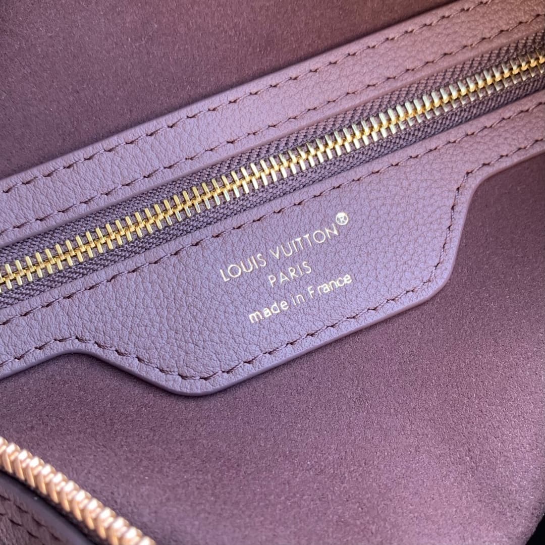 Louis Vuitton Speedy Bandoulière 25 Monogram leather M26691 Brown High