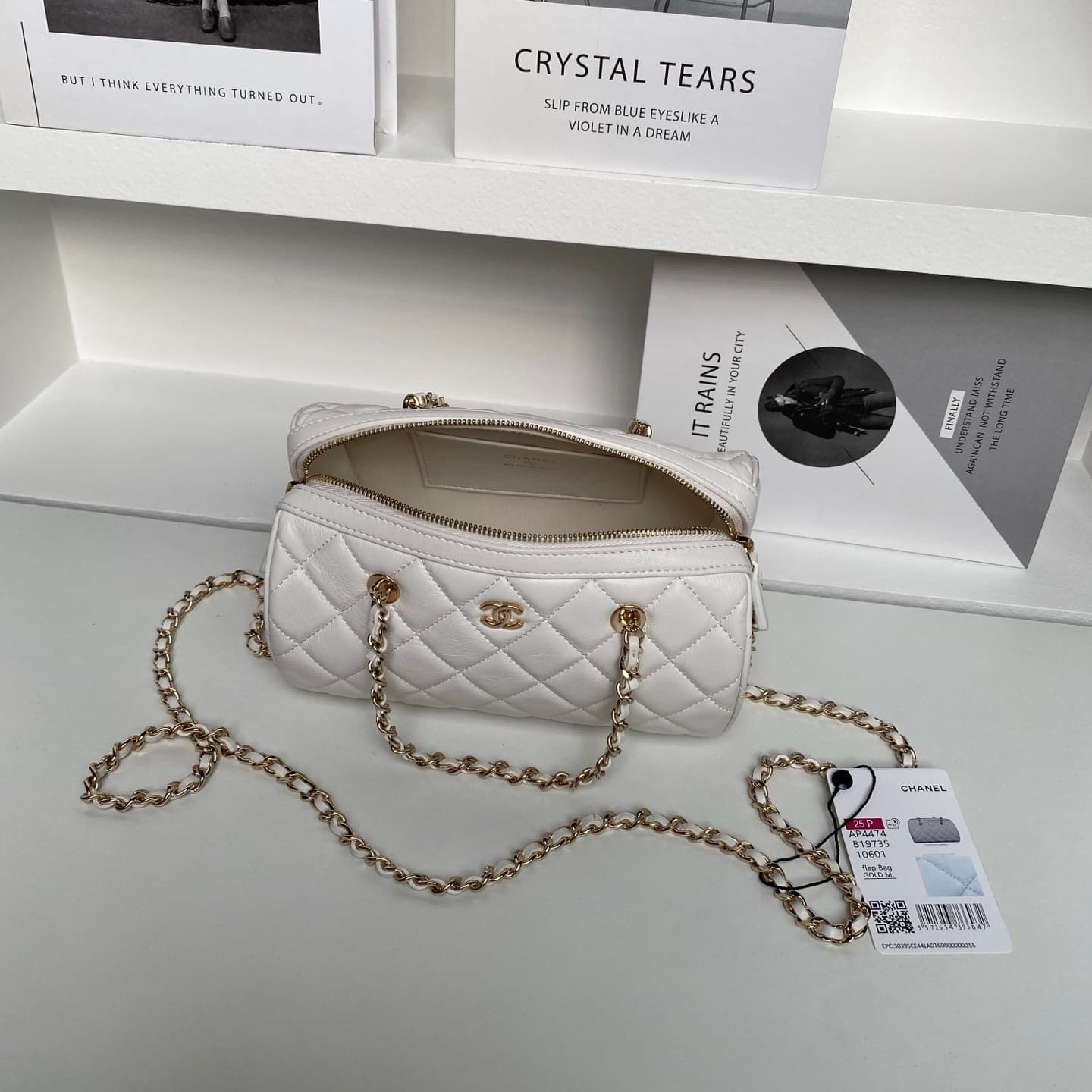 Chanel Classic Clutch with Chain Lambskin & Gold-Tone Metal White AP4474 High