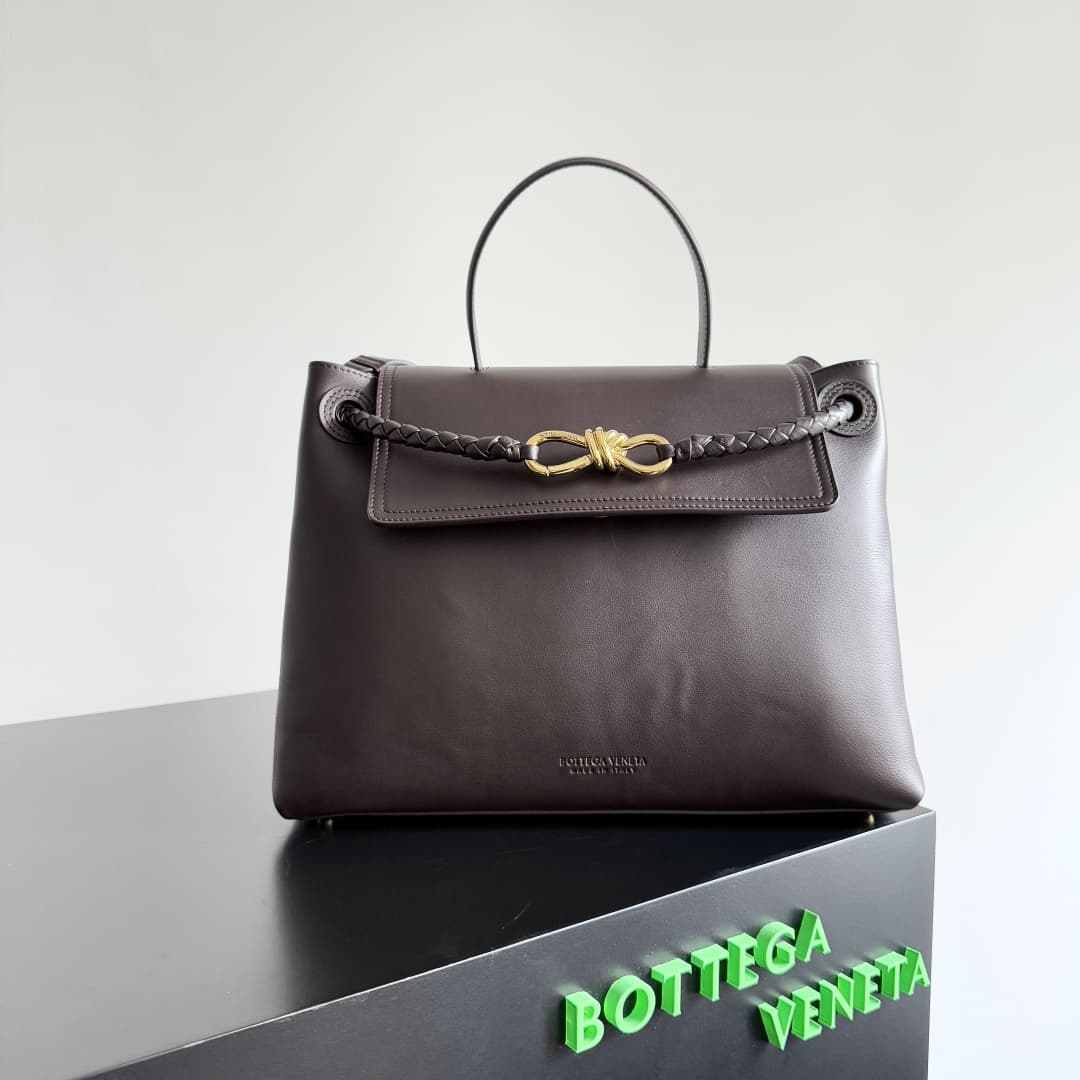 BV Ciao Ciao Medium Top handle bag in silky calf leather TOP