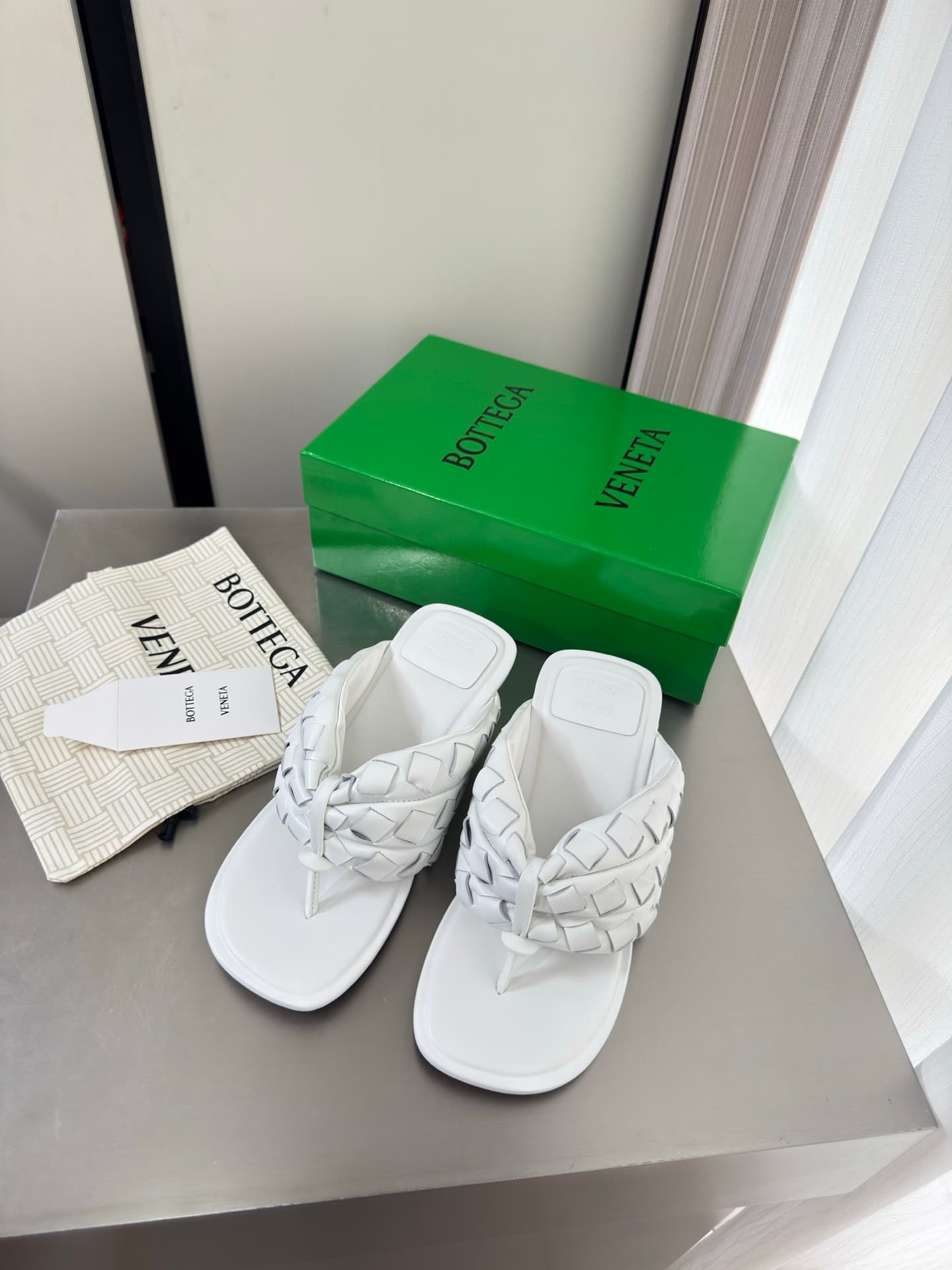 Bottega Veneta Lido Intrecciato Sandals