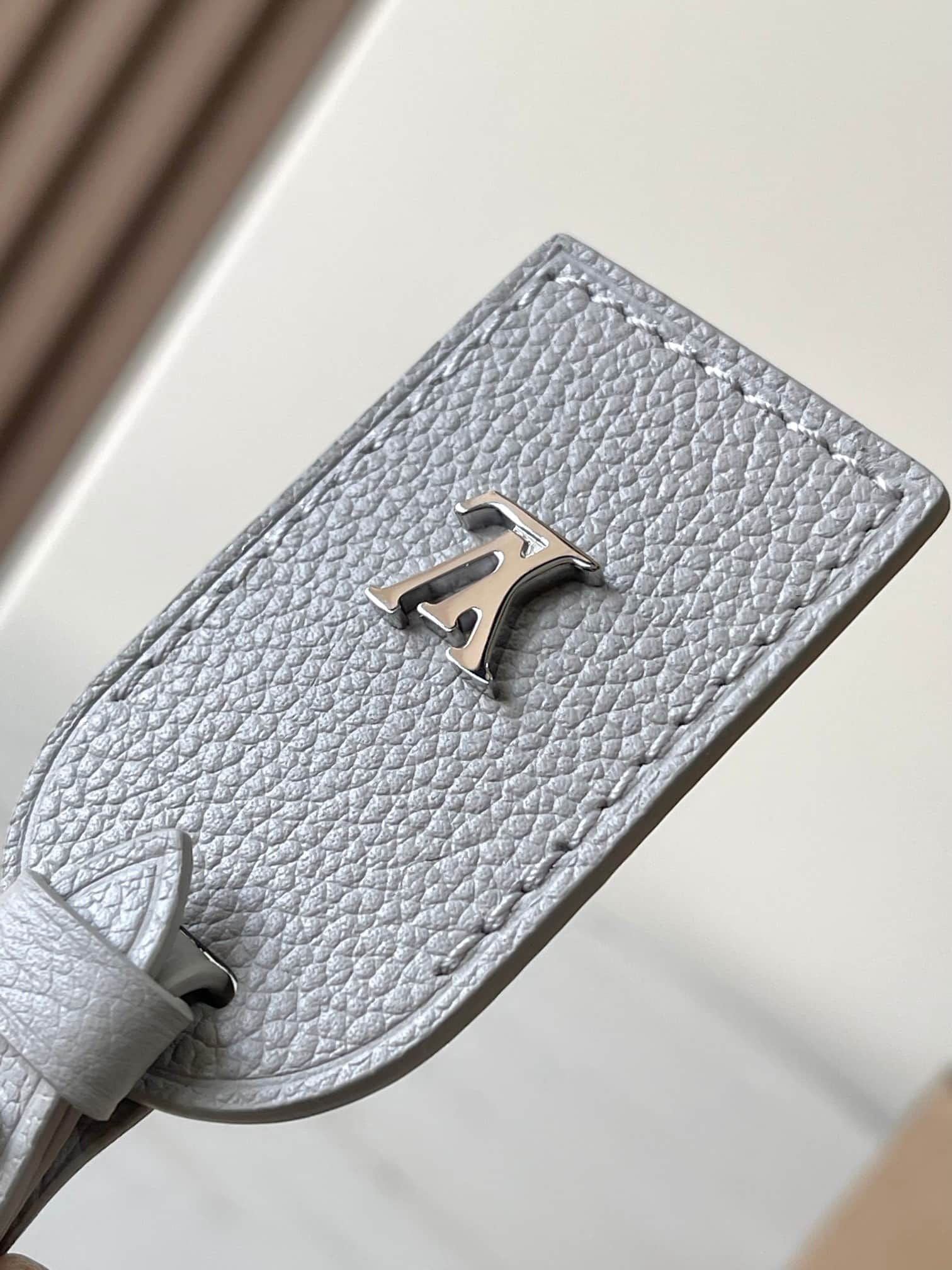 Louis Vuitton CarryAll PM Monogram Empreinte Leather M12917 Brume Gray TOP