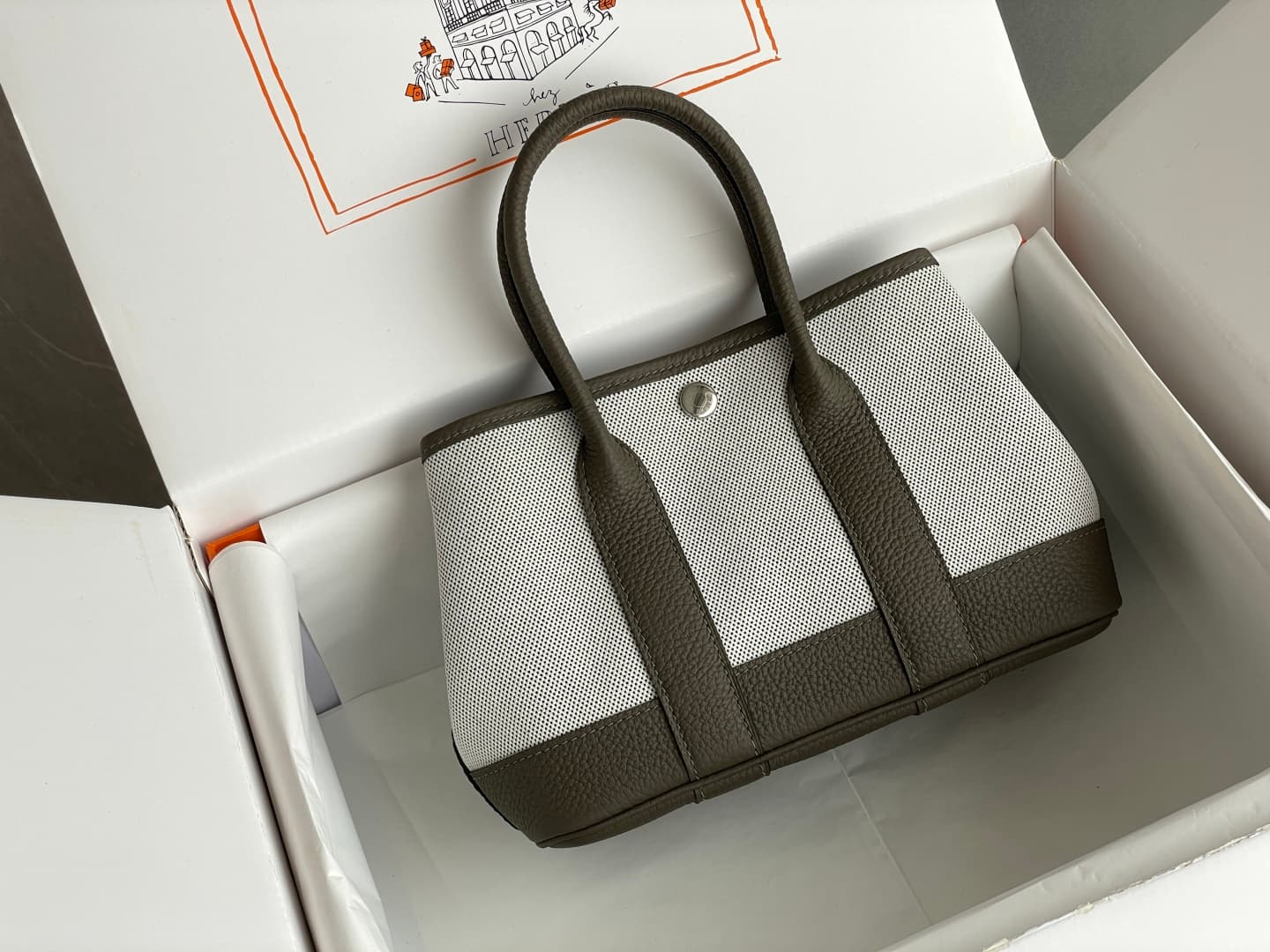 Hermes Garden Party 23 bag in Gris Meyer Togo Leather With Canvas WAX High