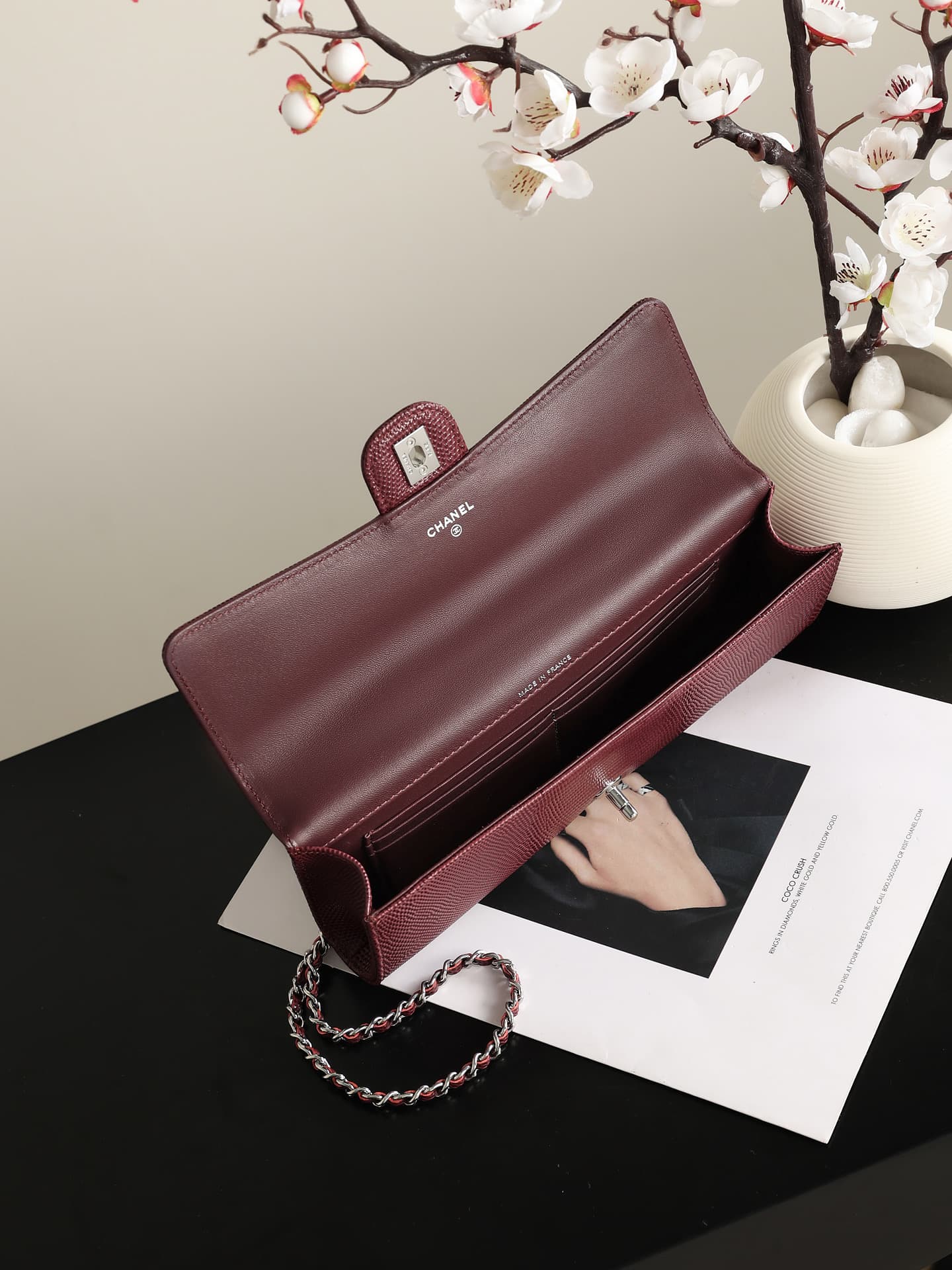 Chanel Clutch with chain Lizard Embossed Calfskin & Silver-Tone Metal Burgundy AP5280 A