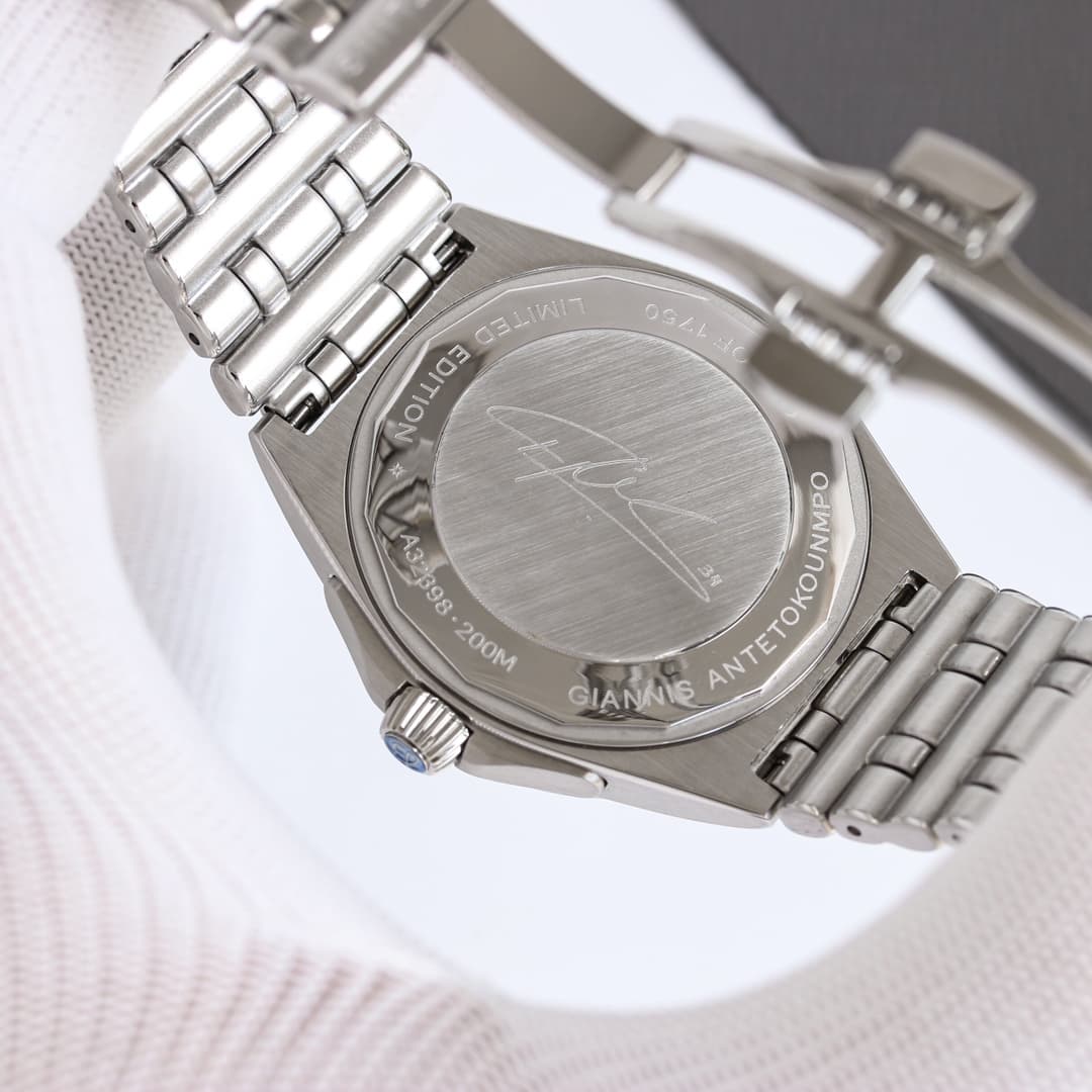Breitling Chronomat Automatic GMT 40 Watch TOP