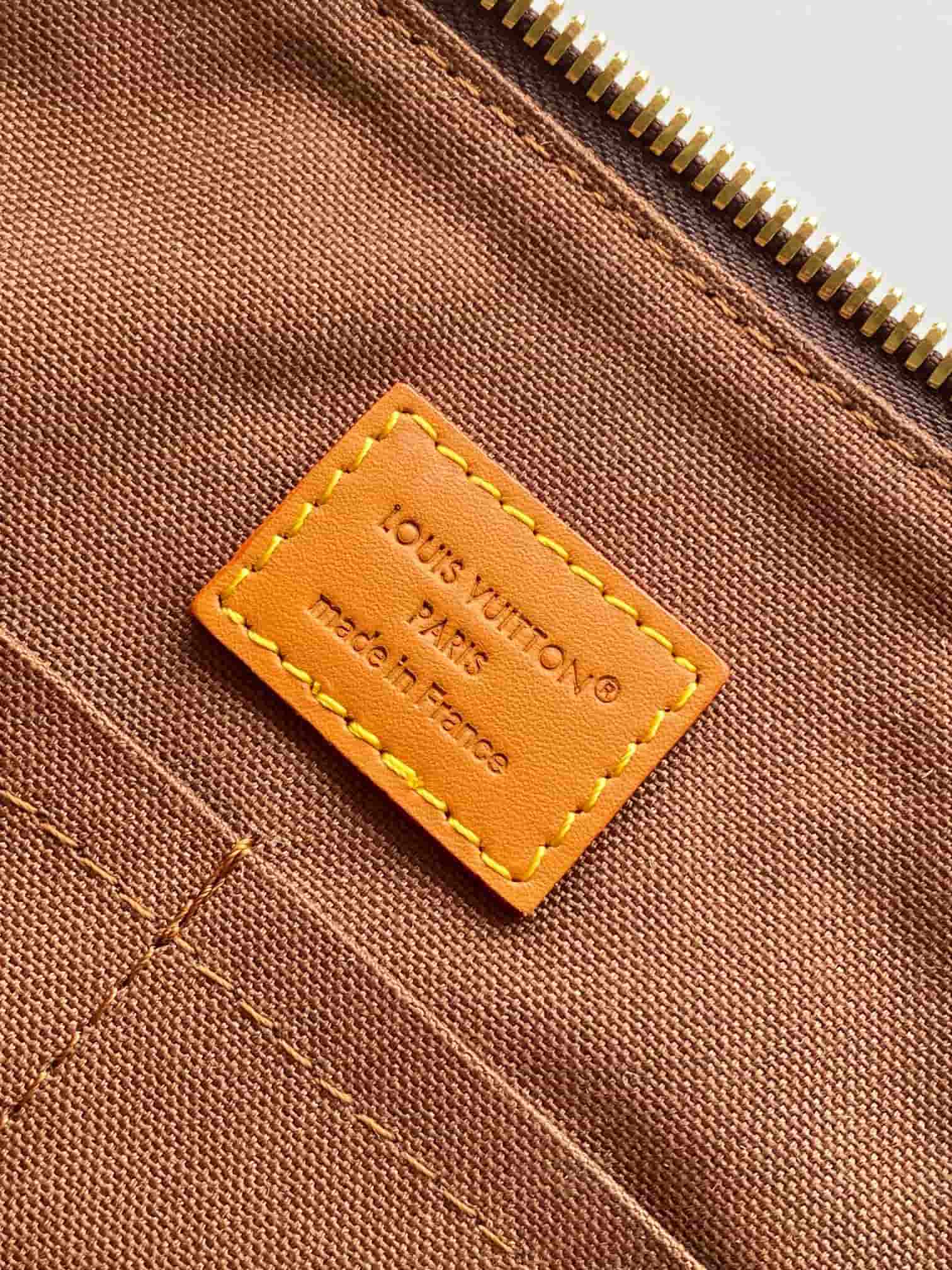 Louis Vuitton Keepall Bandoulière 35 Monogram Archive coated canvas M2A210 High