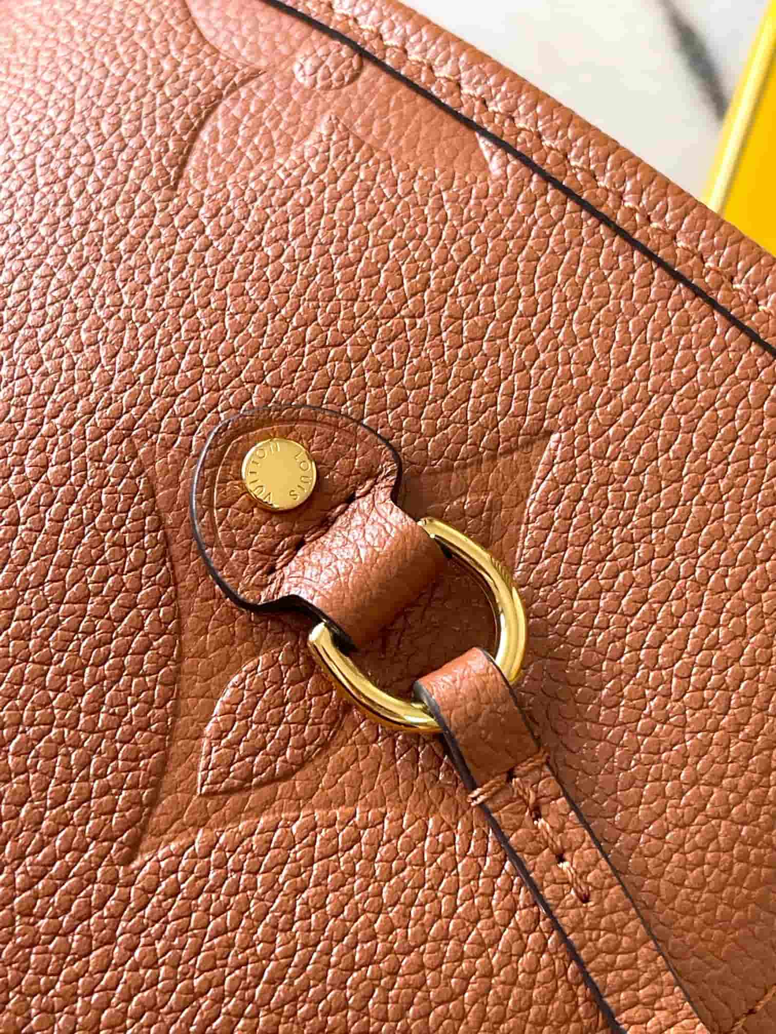 Louis Vuitton Neverfull MM Cognac Brown Embossed grained cowhide leather M12605 TOP