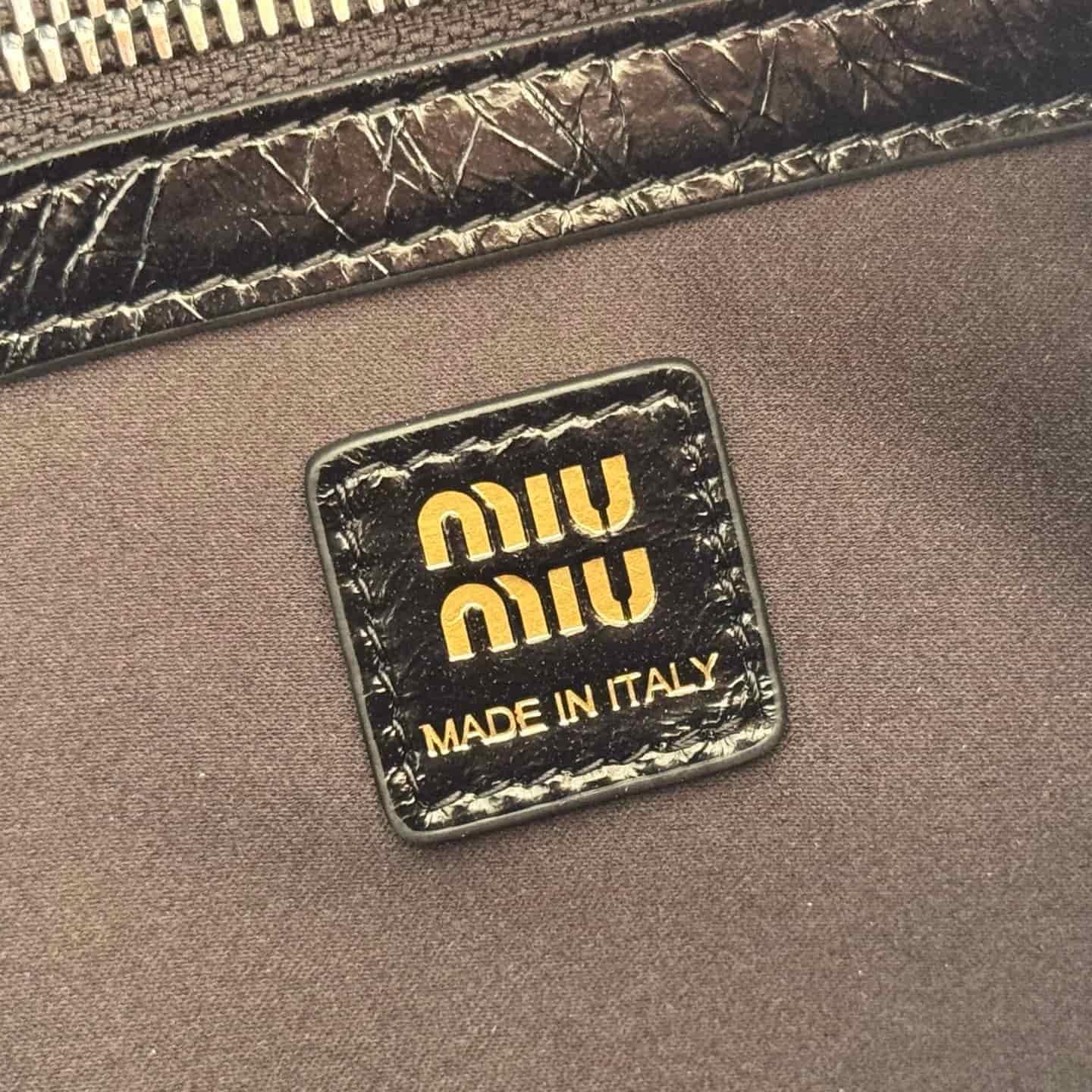 Miu Miu Shiny leather top-handle bag Black Calfskin 5BA327 TOP