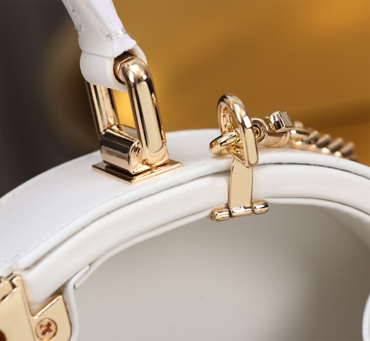 Dolce & Gabbana White leather DG Logo handbag high