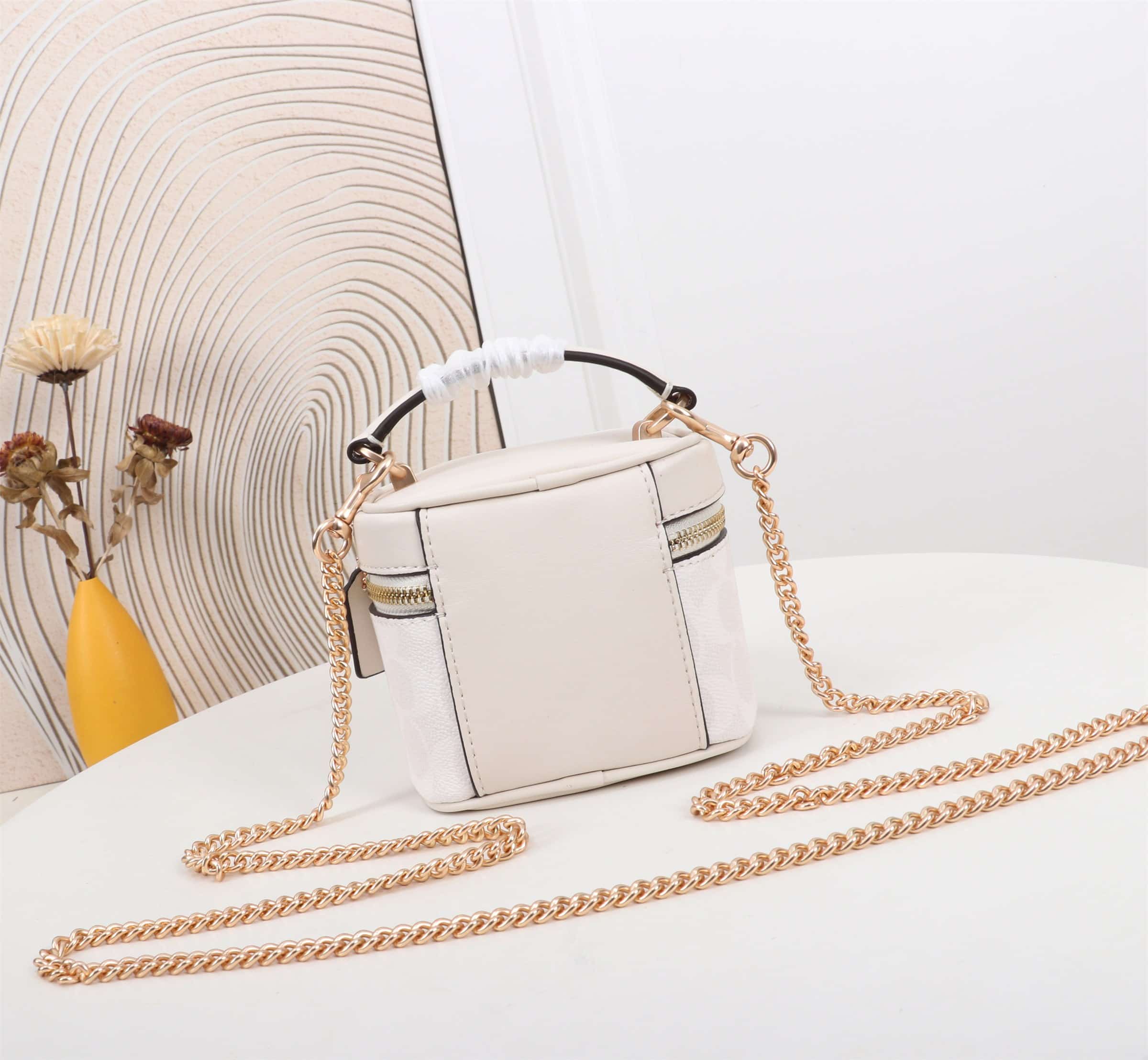 COACH Ava Crossbody Bag in Signature Canvas White CY733 High