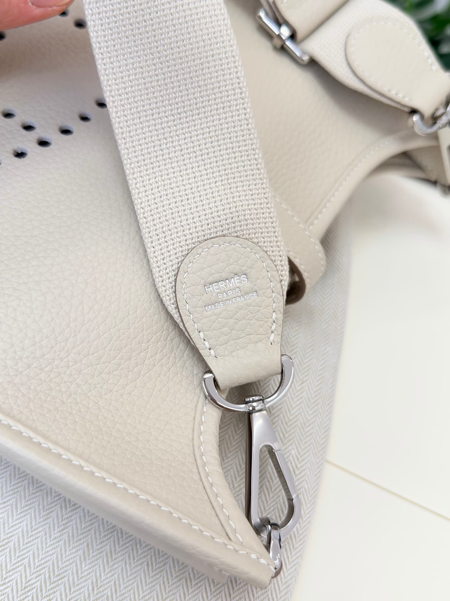 Hermes Evelyne Mini 23 Bag Calfskin In Craie WAX High