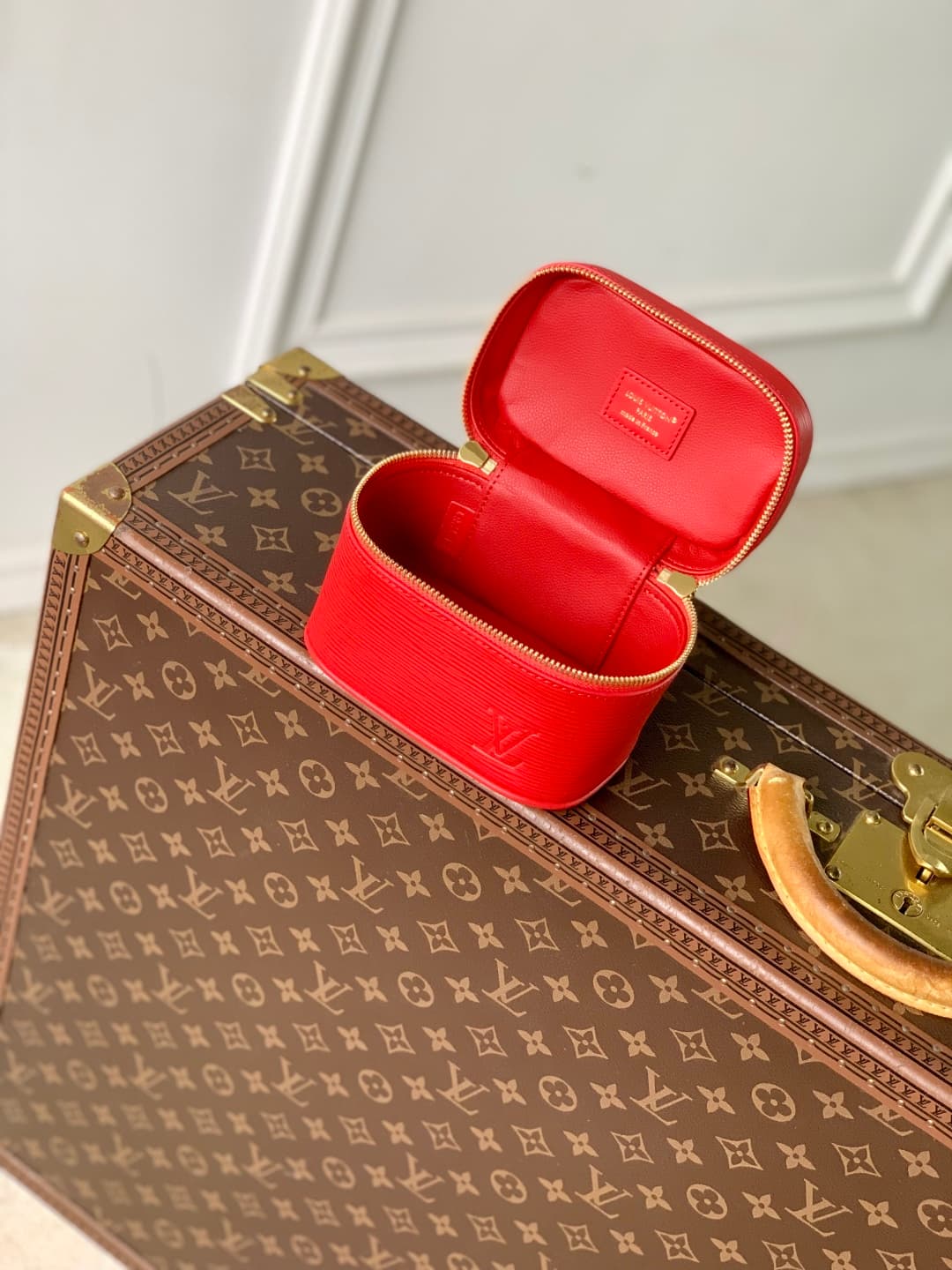 Louis Vuitton Nice Nano Epi grained leather Tender M25857 Red High