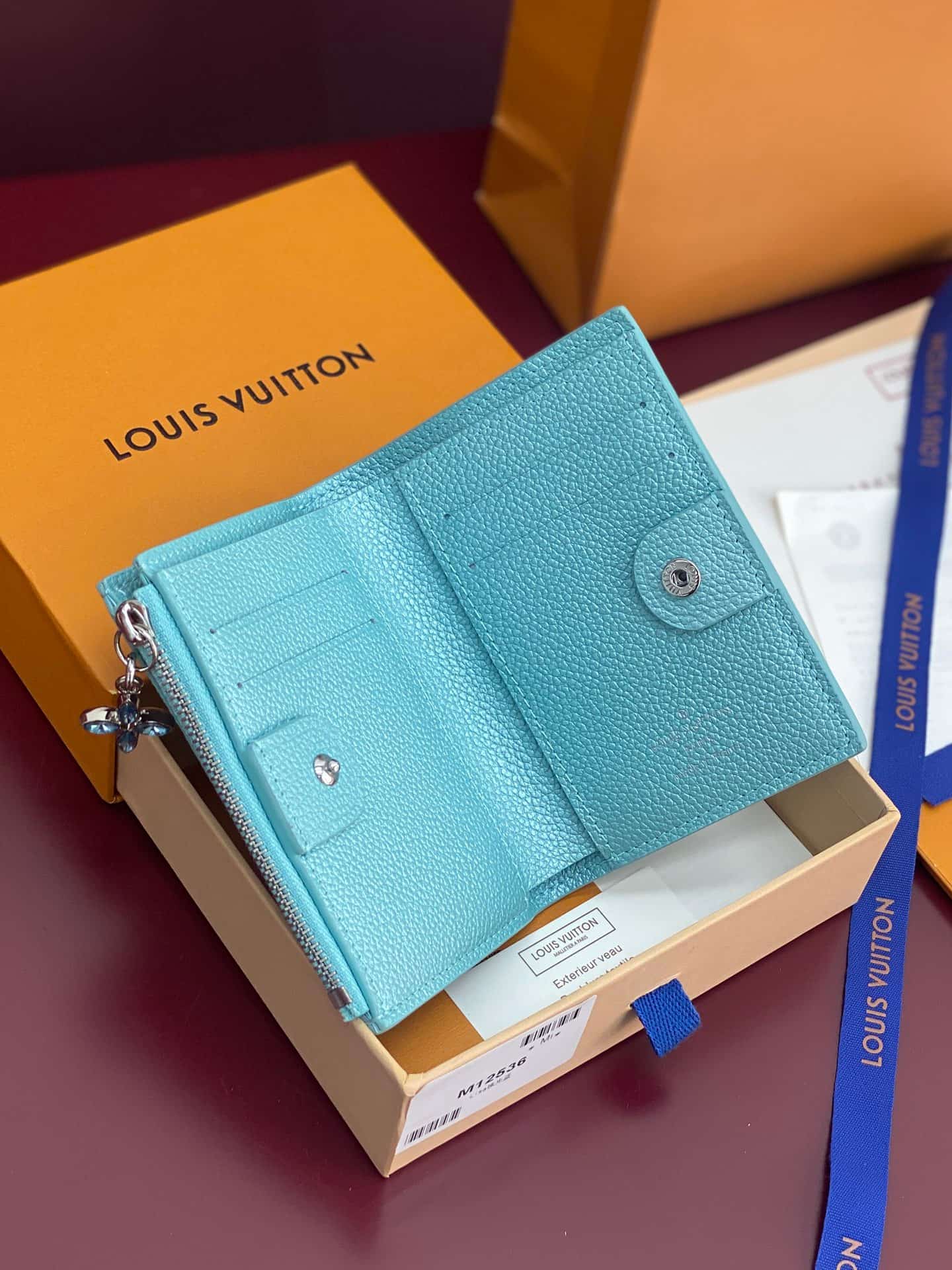 Louis Vuitton Lisa Wallet Embossed supple grained cowhide leather M12536 Azur Frost High