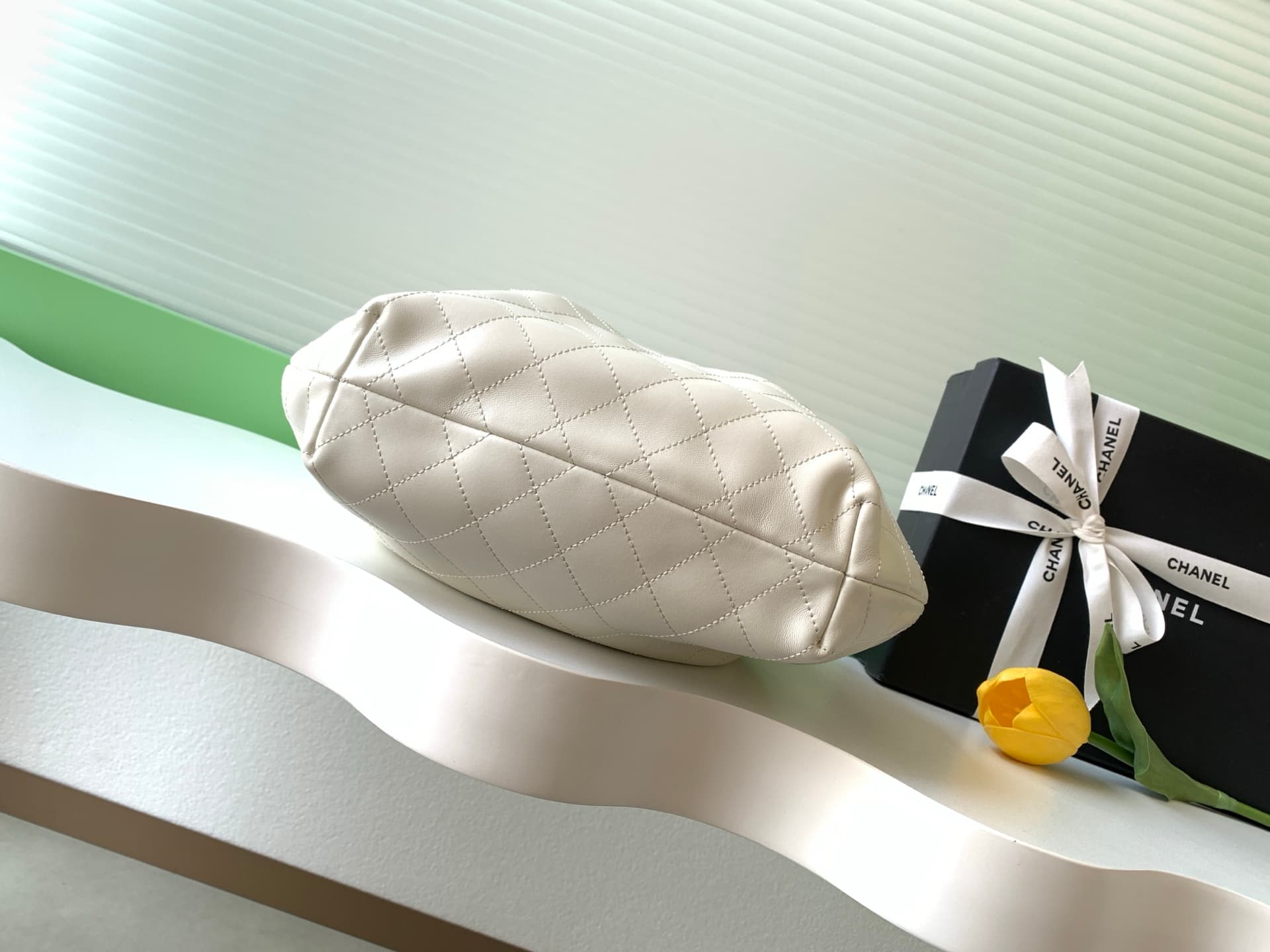Chanel Medium Hobo Bag Lambskin-Shell Effect Plexi & Gold-Tone Metal White AS6010 High