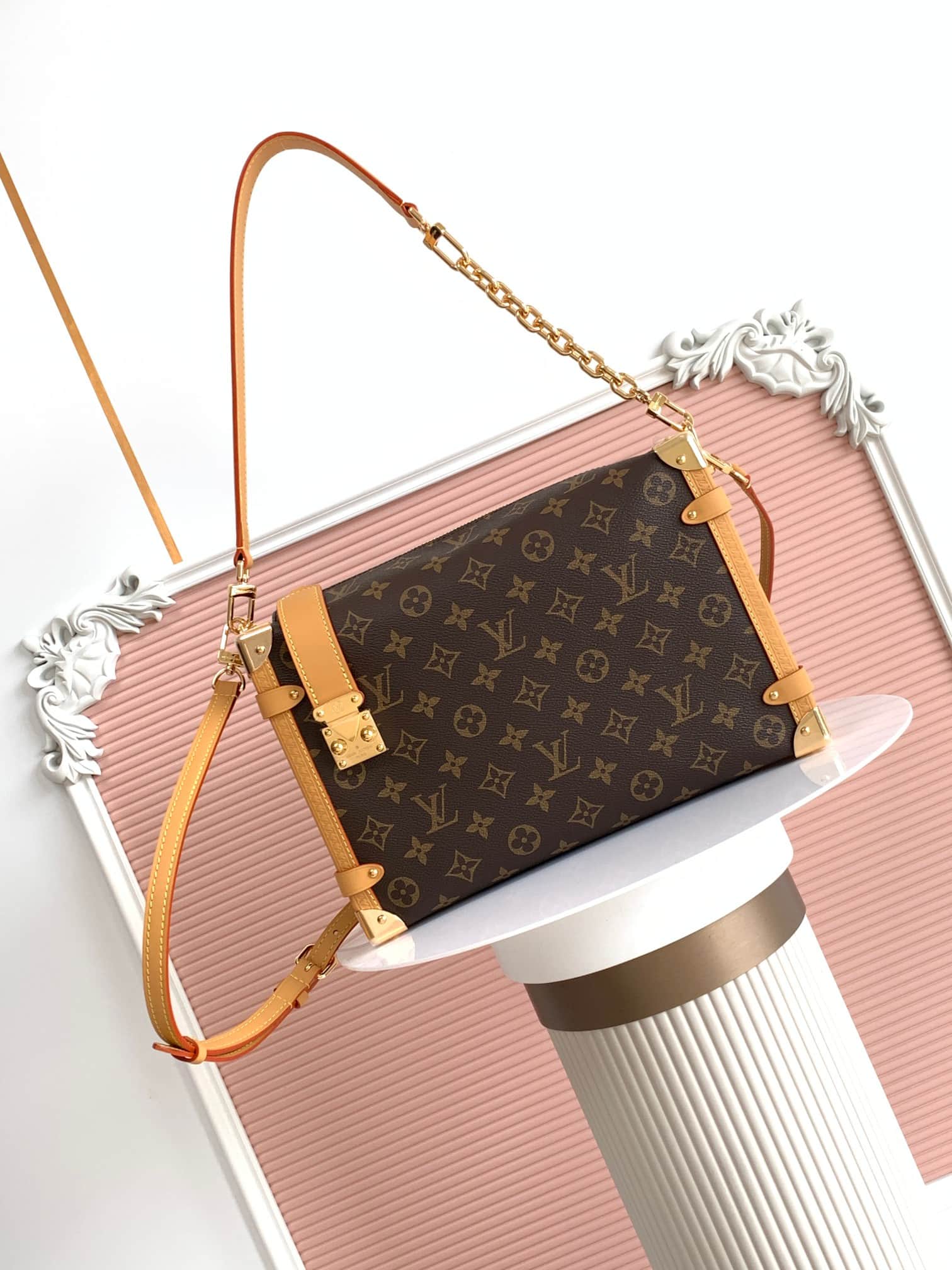 Louis Vuitton Side Trunk GM Monogram coated canvas M14513 High