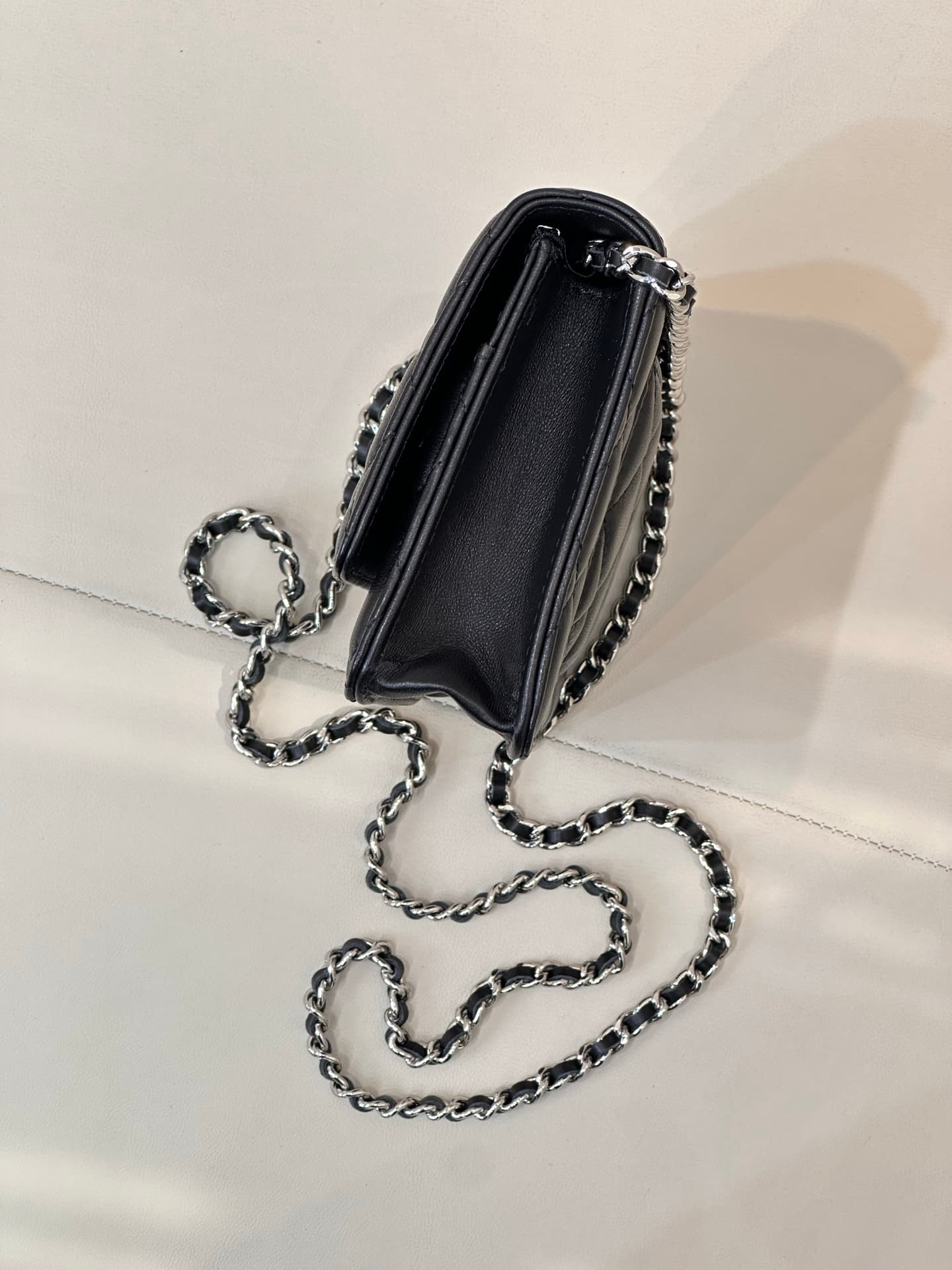 Chanel Classic Wallet on Chain Shiny Lambskin & Silver-Tone Metal AP4241 Black TOP