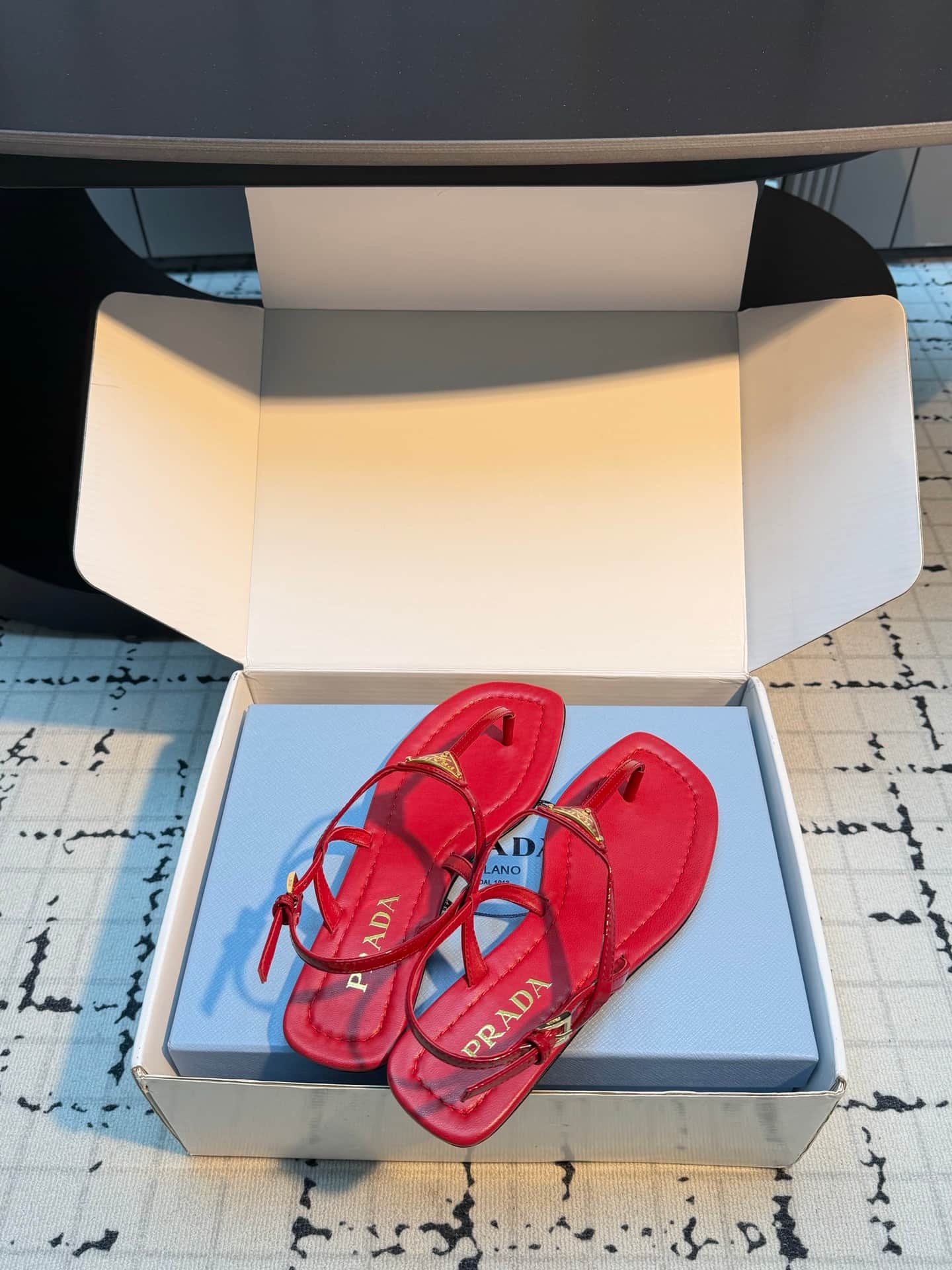 Prada Patent Leather Thong Sandals Shoes Women
