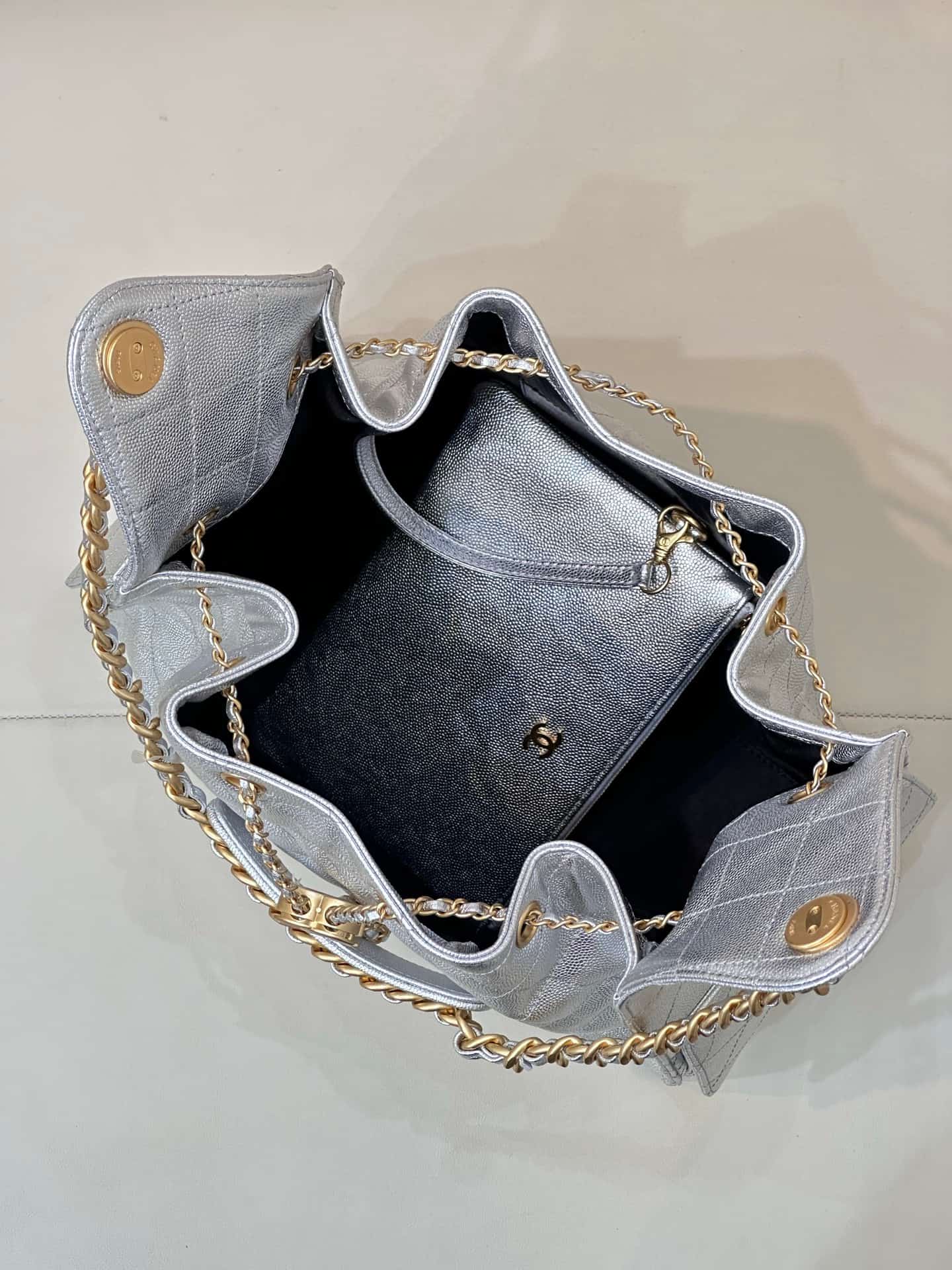Chanel 25 Medium Hobo handbag AS5311 Grained Calfskin & Gold-tone Metal Silver TOP