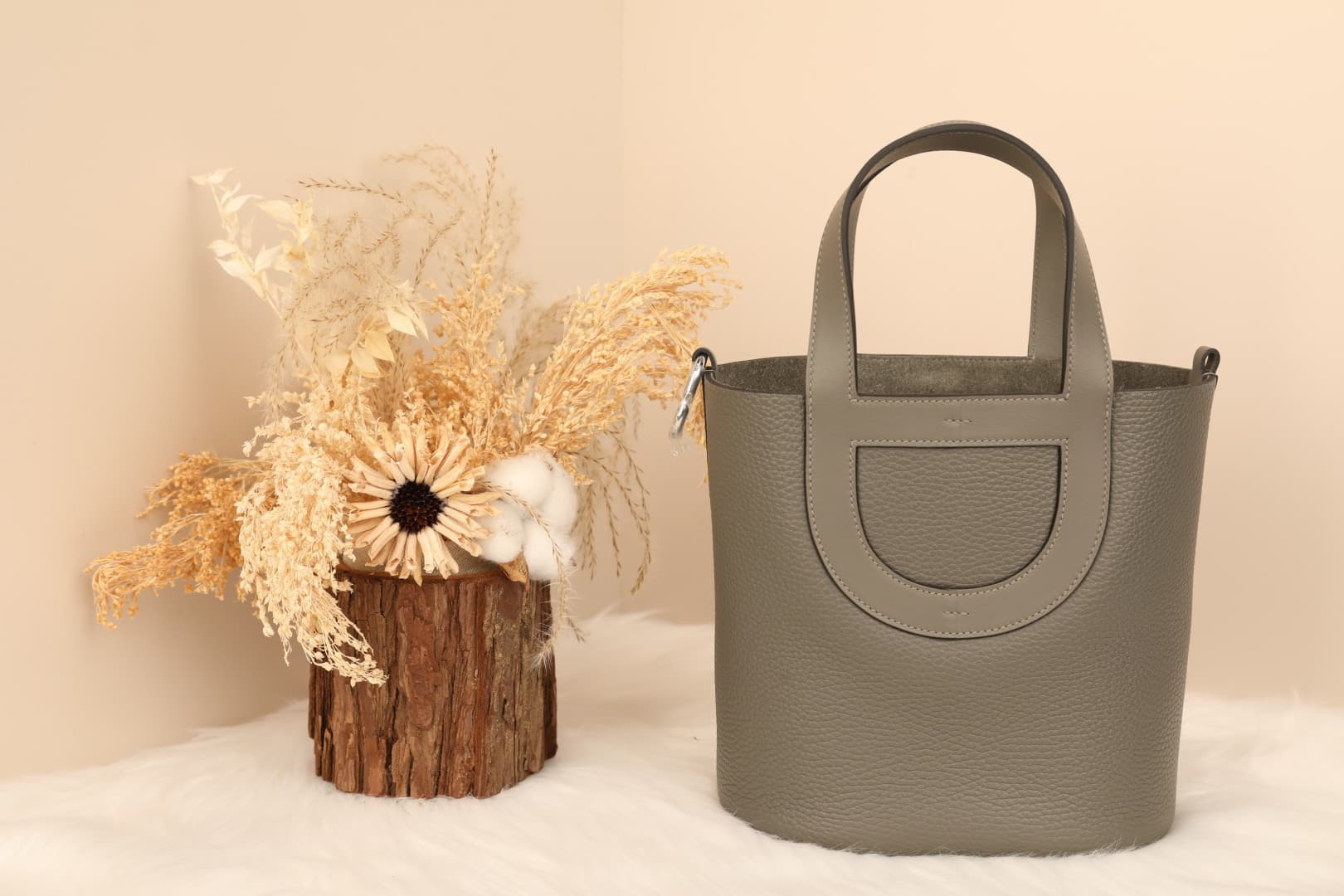 Hermès Picotin In-The-Loop 18 bag Silver/Gold Metal Gris Meyer Wax High