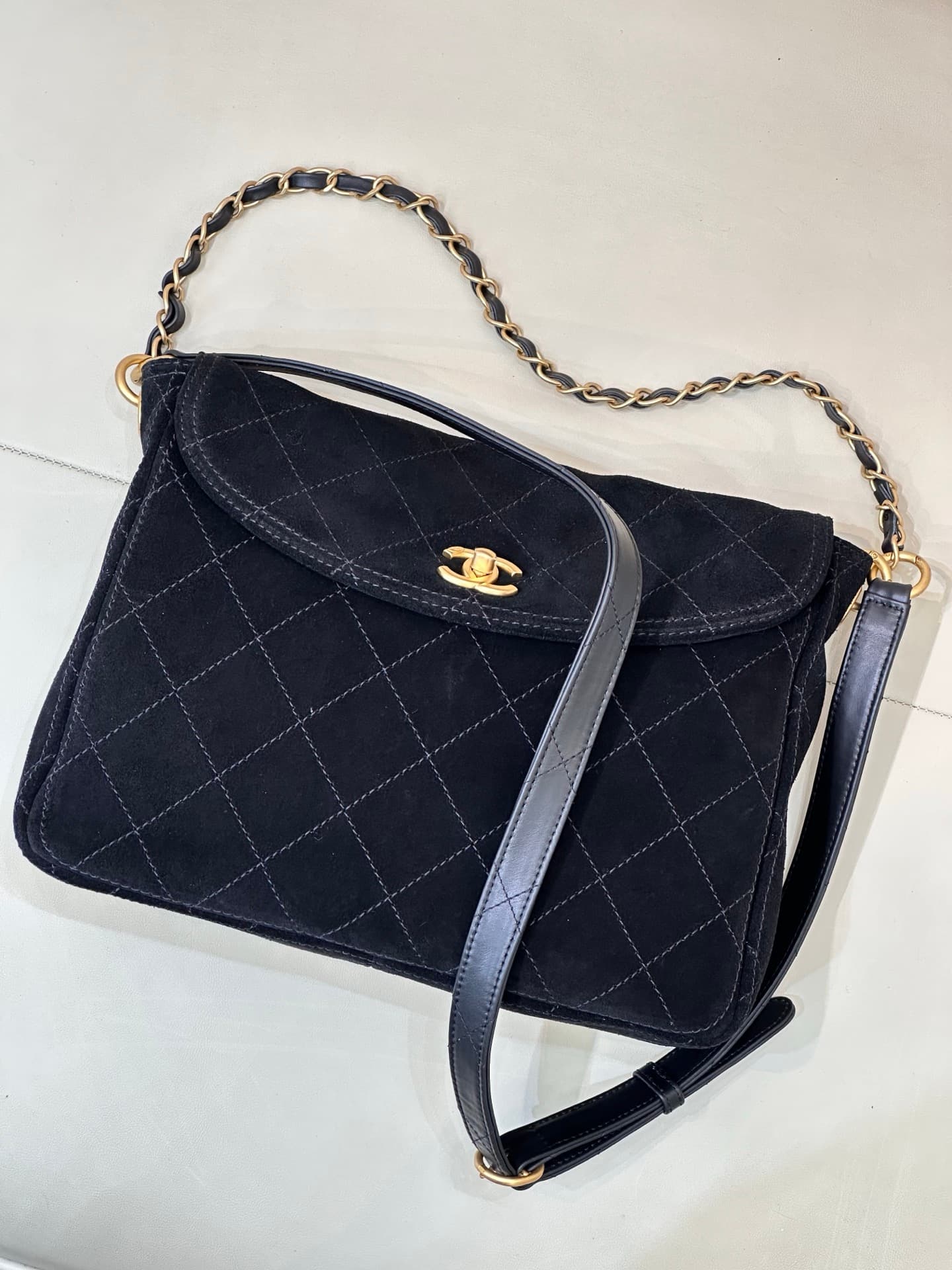 Chanel Matelasse Suede Shoulder Bag& Gold-Tone Metal Black AS5883 TOP