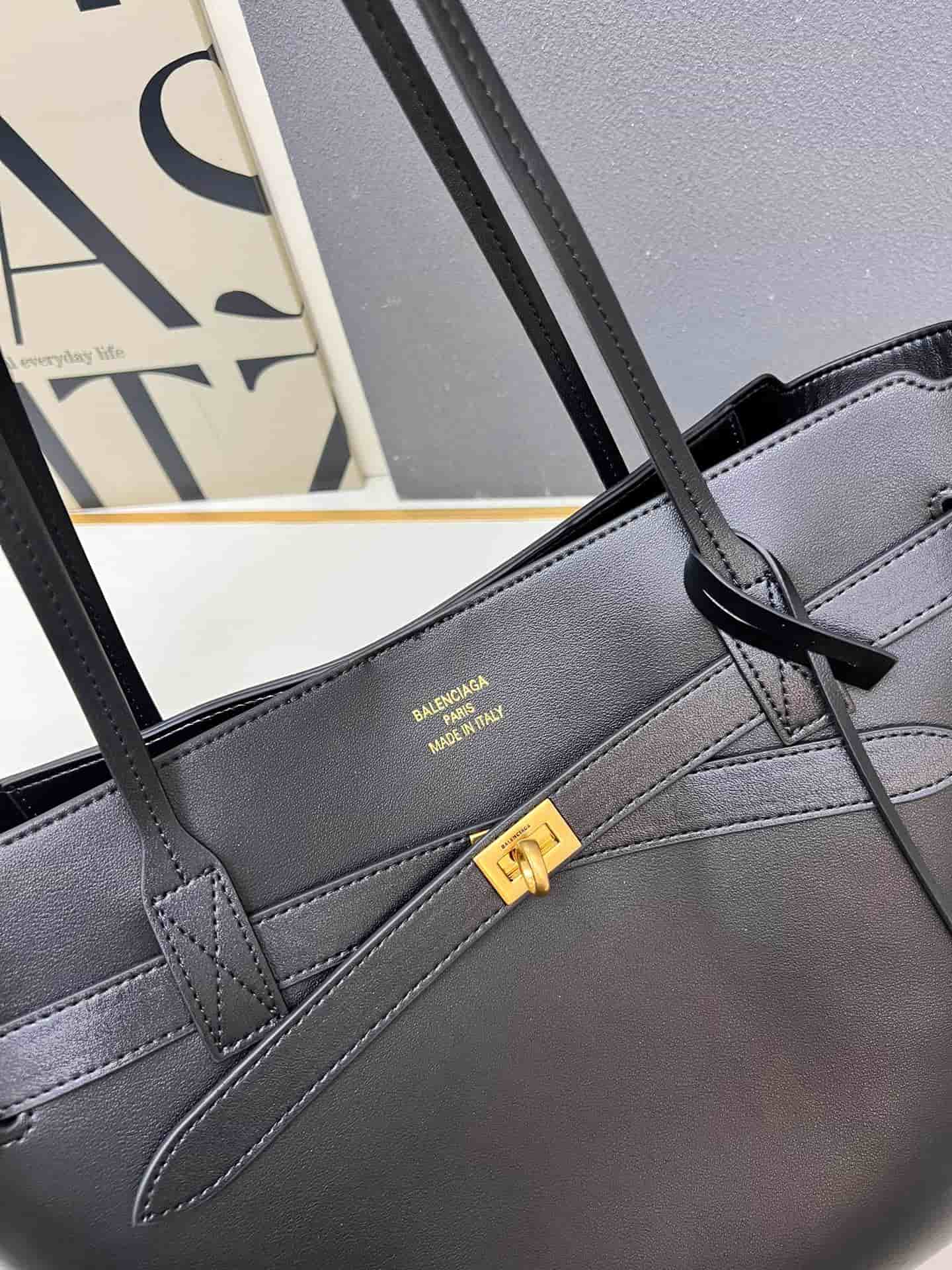 Balenciaga Bel Air Tote Bag Large in black smooth calfskin gold hardware 1W5047 High