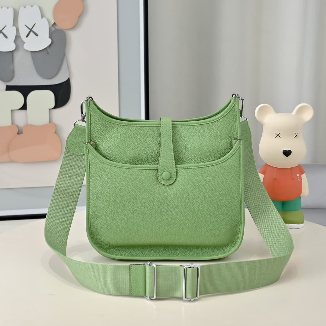 Hermes Evelyne III PM Bag Clemence Leather In Light Green High