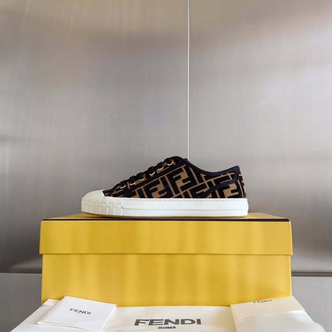 Fendi FF Domino Sneaker Shoes Men Women