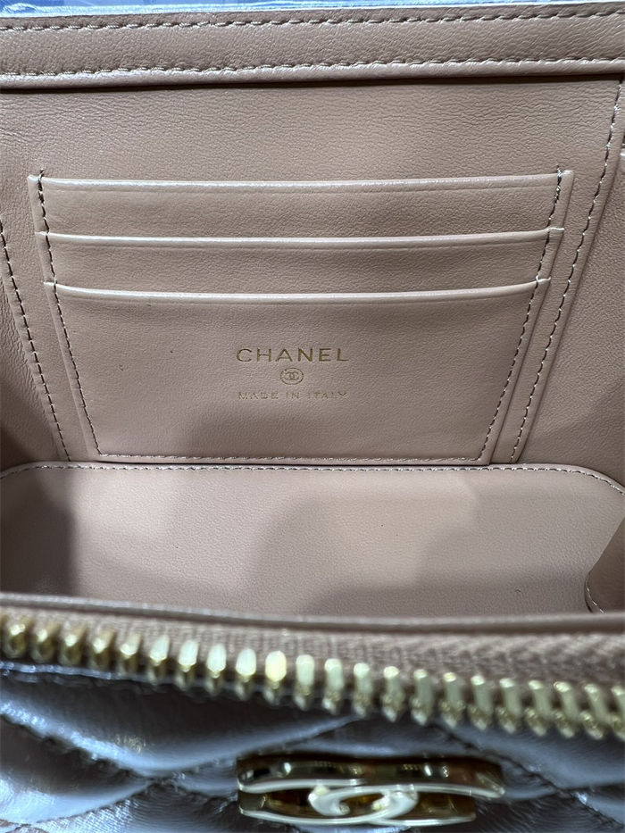 Chanel CLUTCH WITH CHAIN AP4168 Shiny Lambskin & Gold-Tone Metal Nude High