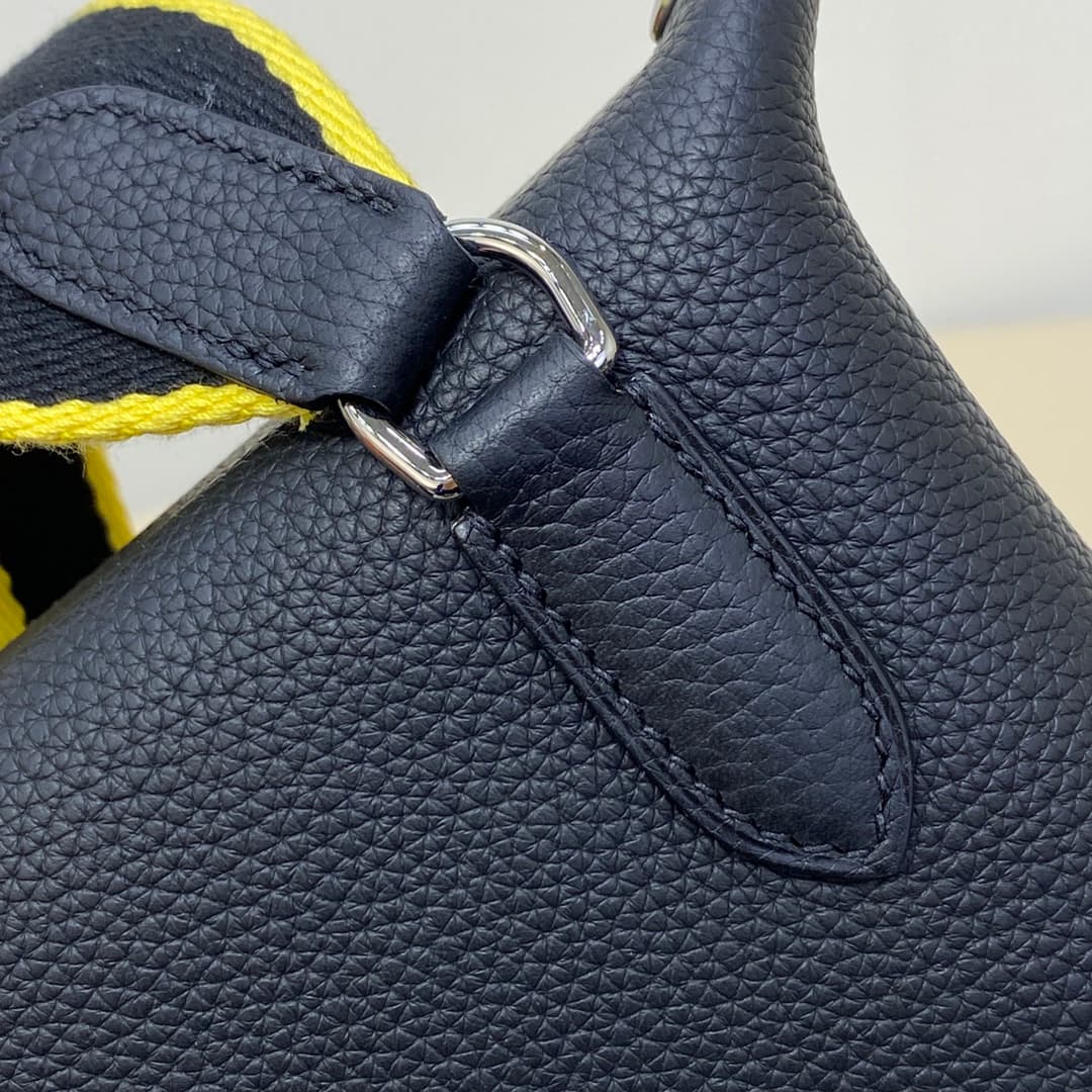 Hermès Videpoches Bag Togo Leather In Navy WAX High