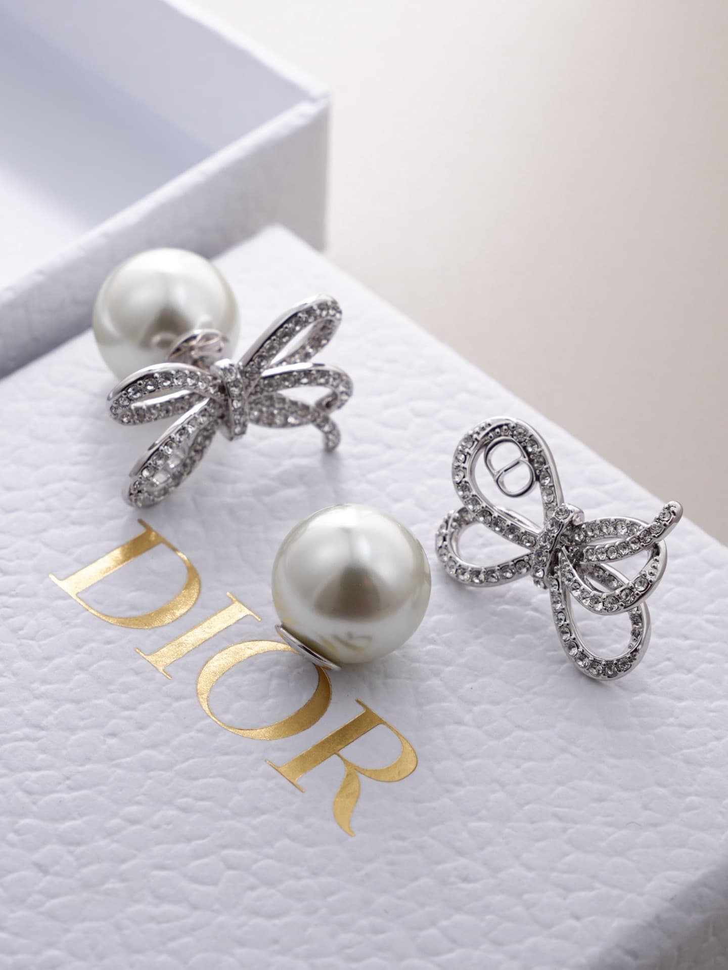 Dior Crystal Bow Pearl Stud Earrings High