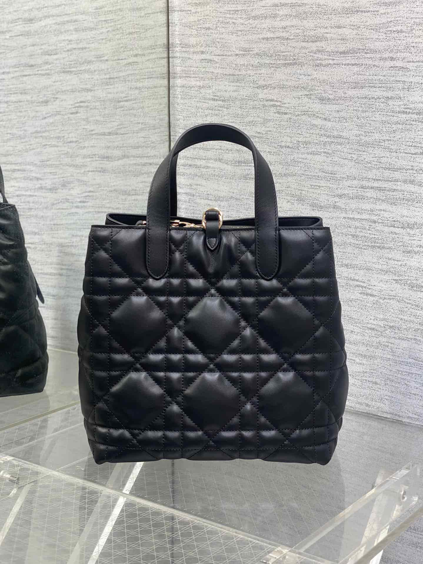 Dior Toujours Vertical Tote Bag Black Macrocannage Calfskin High