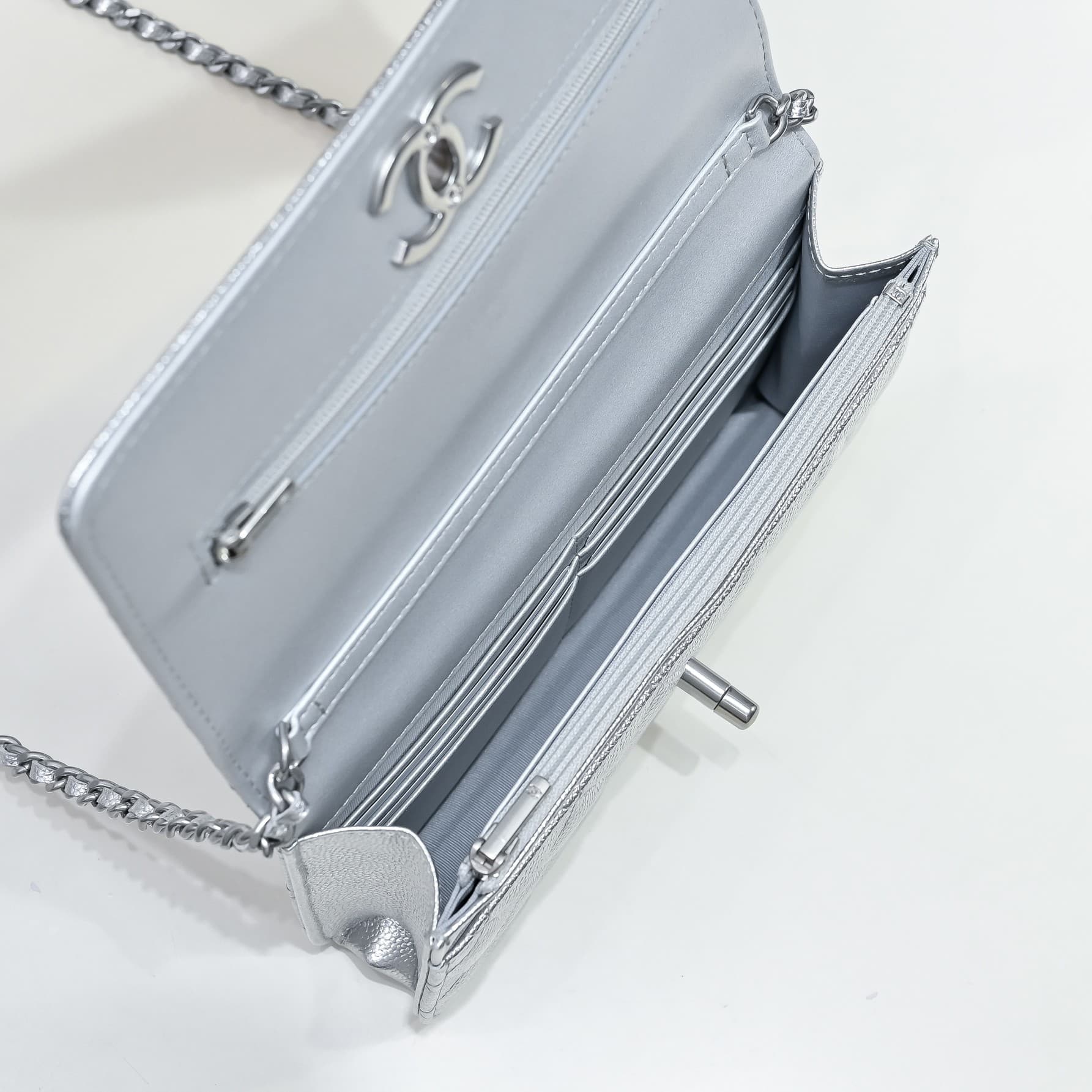 Chanel Wallet on Chain quilted metallic leather & Silver-Tone Metal Silver AP3938 High